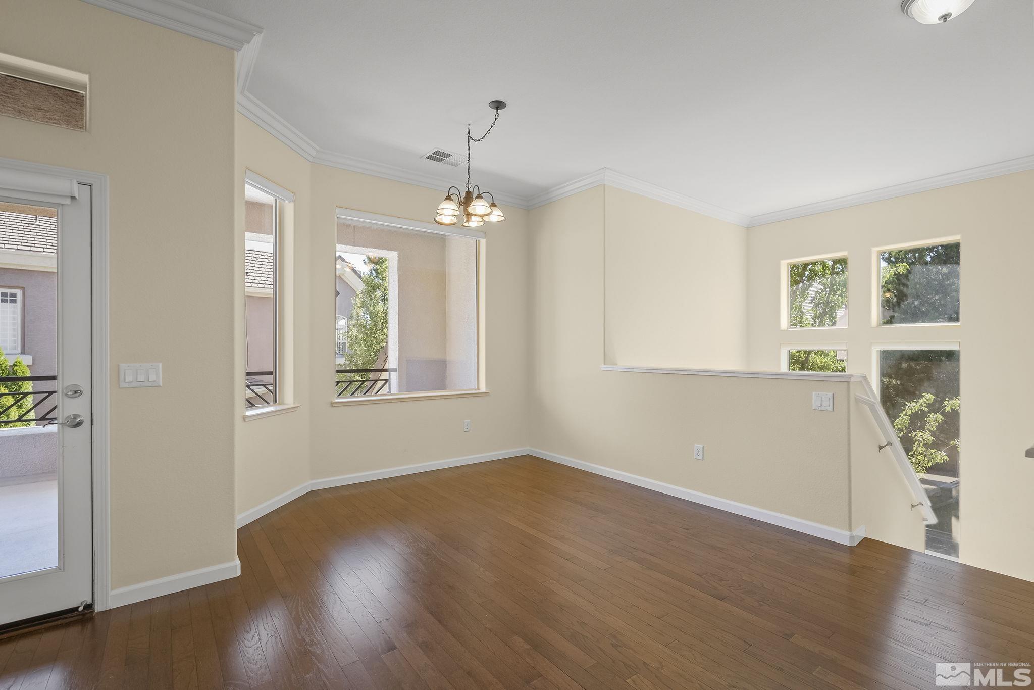 Photo #3: 240010077 Listing 