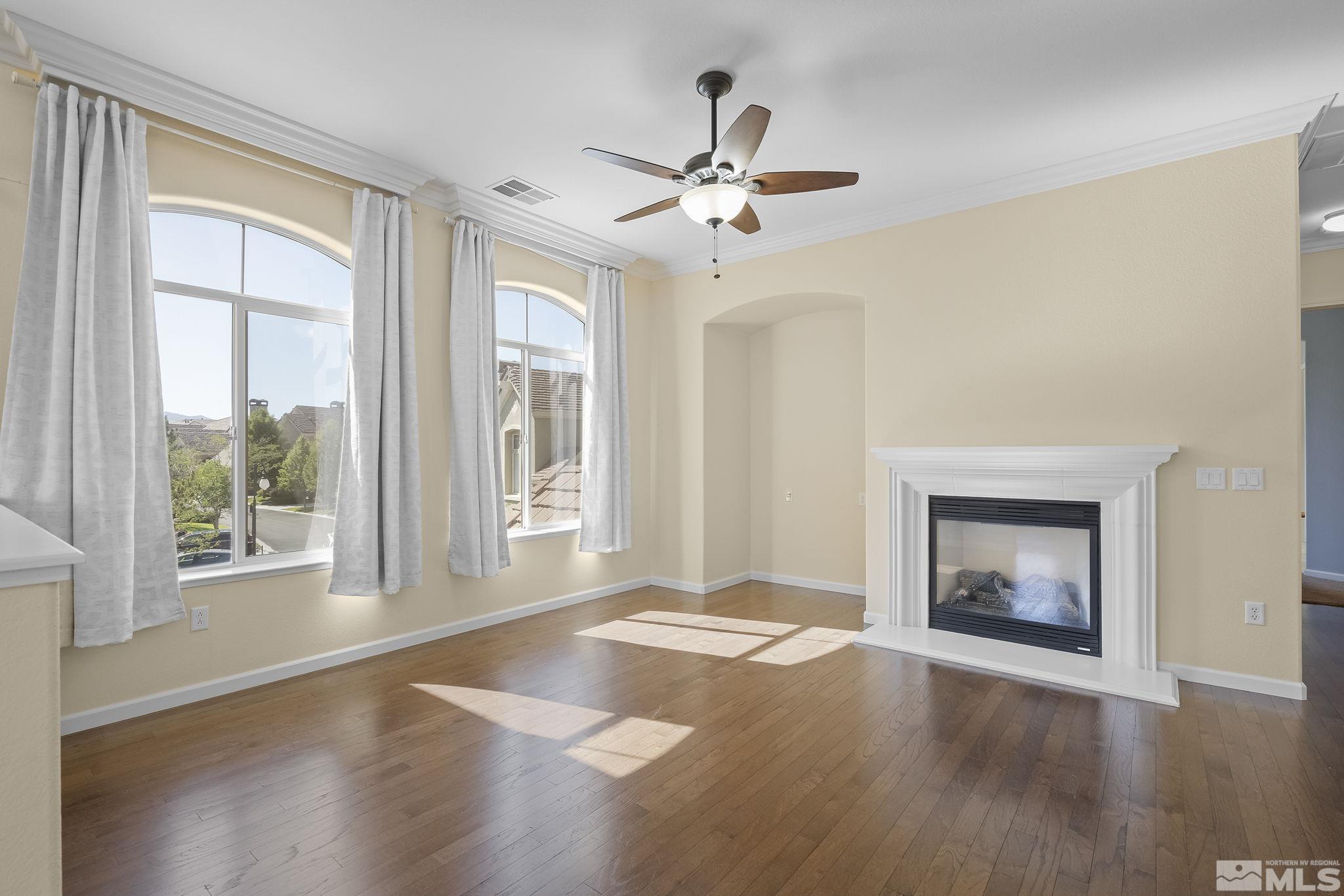 Photo #4: 240010077 Listing 