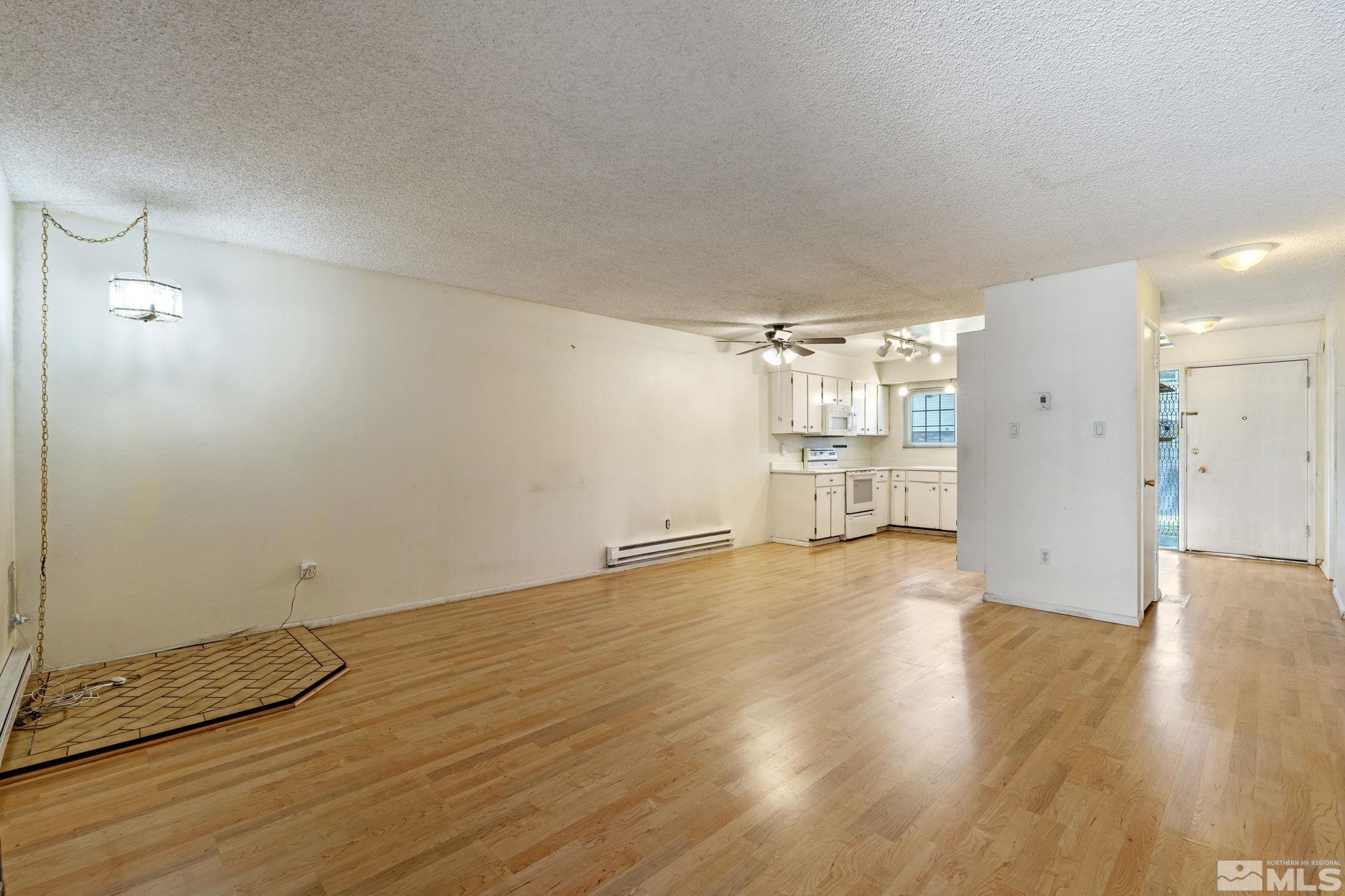 Photo #5: 240010140 Listing 