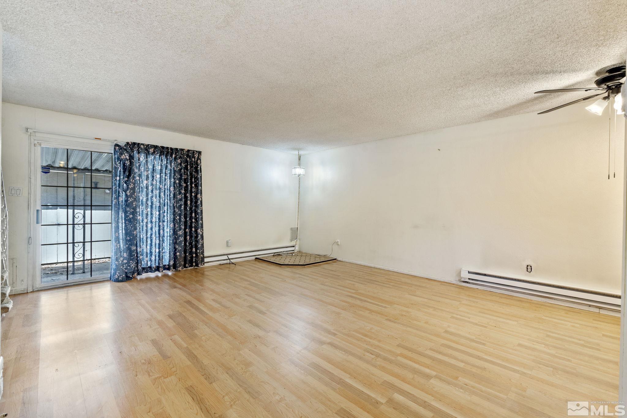 Photo #6: 240010140 Listing 