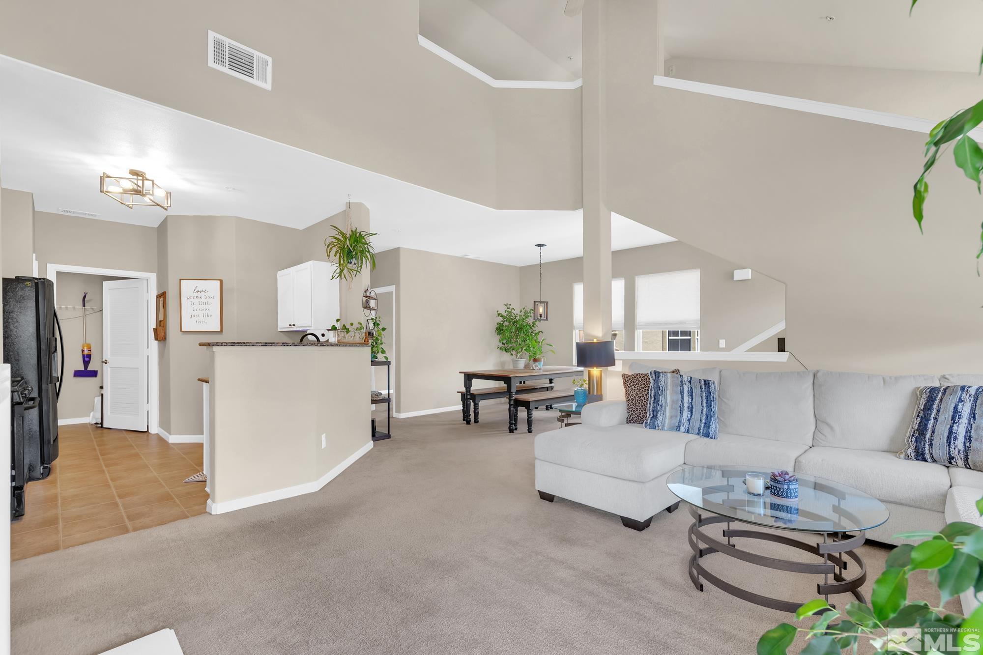Photo #4: 240010202 Listing 