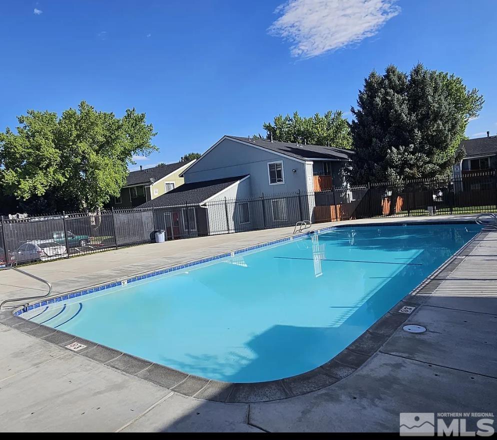 Photo #11: 240010291 Listing: Photo #11