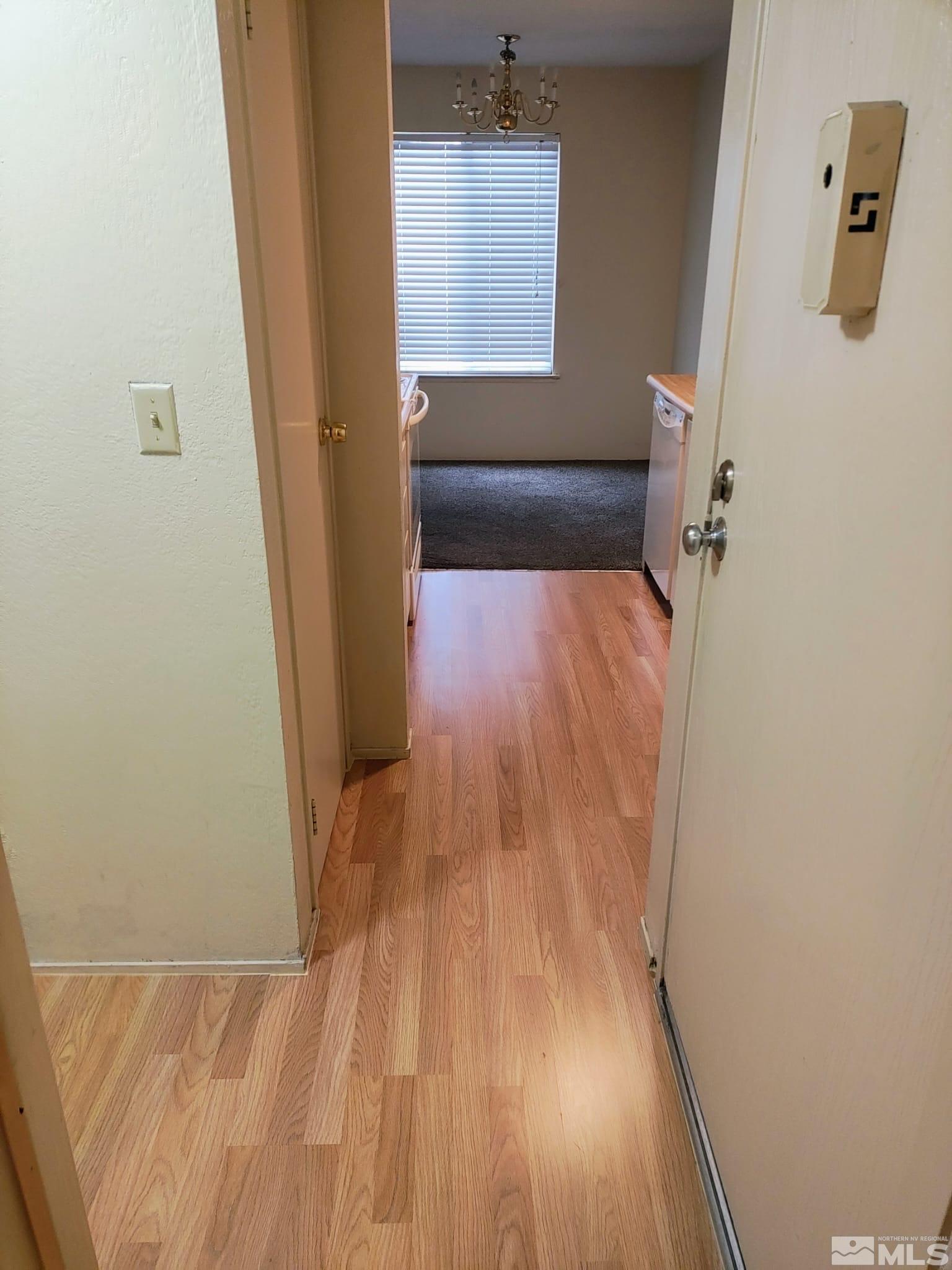 Photo #3: 240010291 Listing 