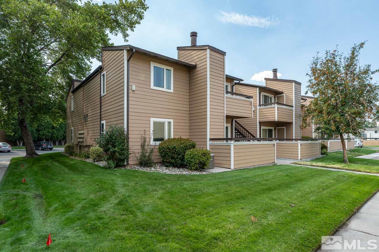Photo #2: 240010333 Listing 