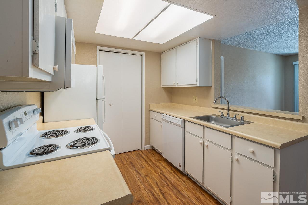 Photo #6: 240010333 Listing 
