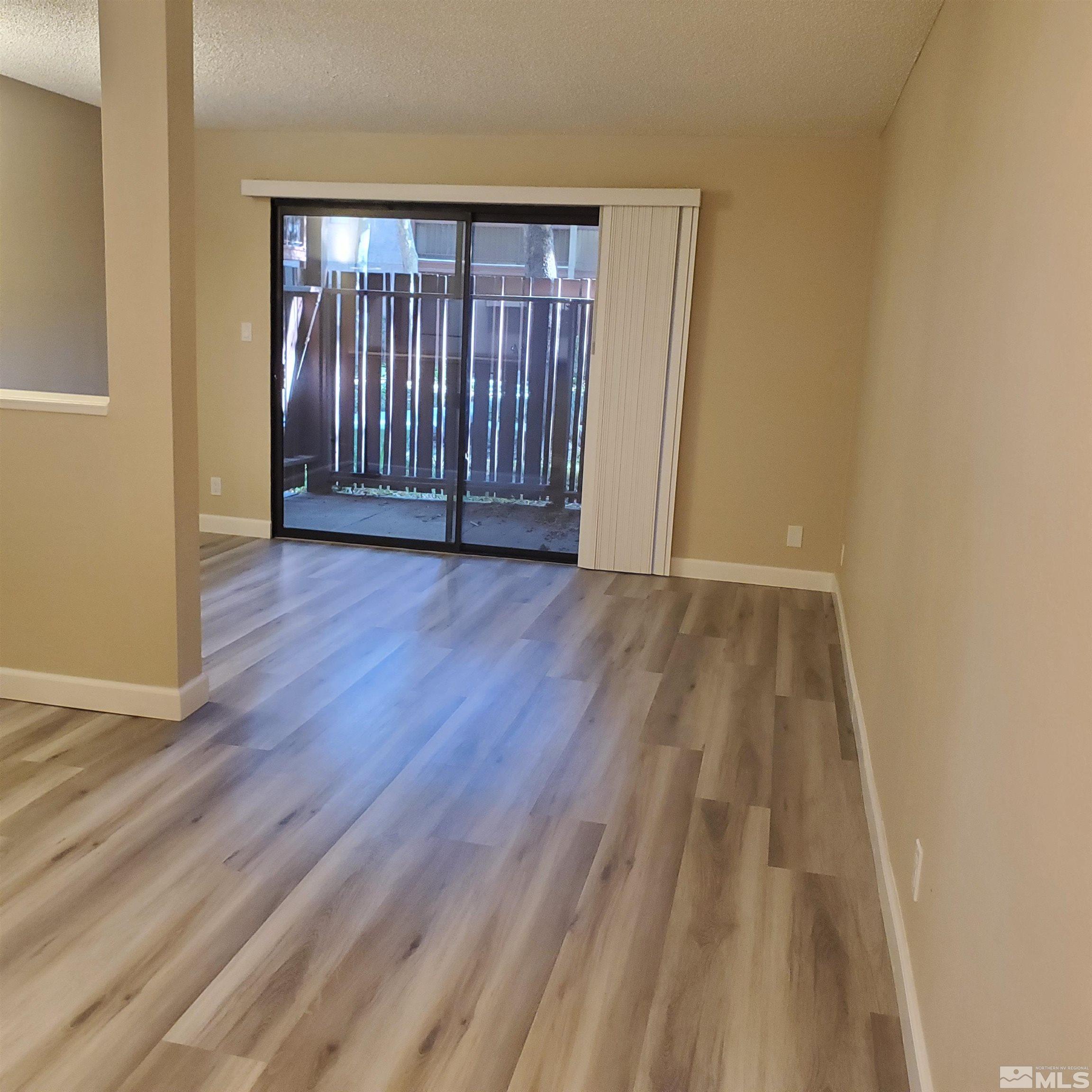 Photo #4: 240010337 Listing 