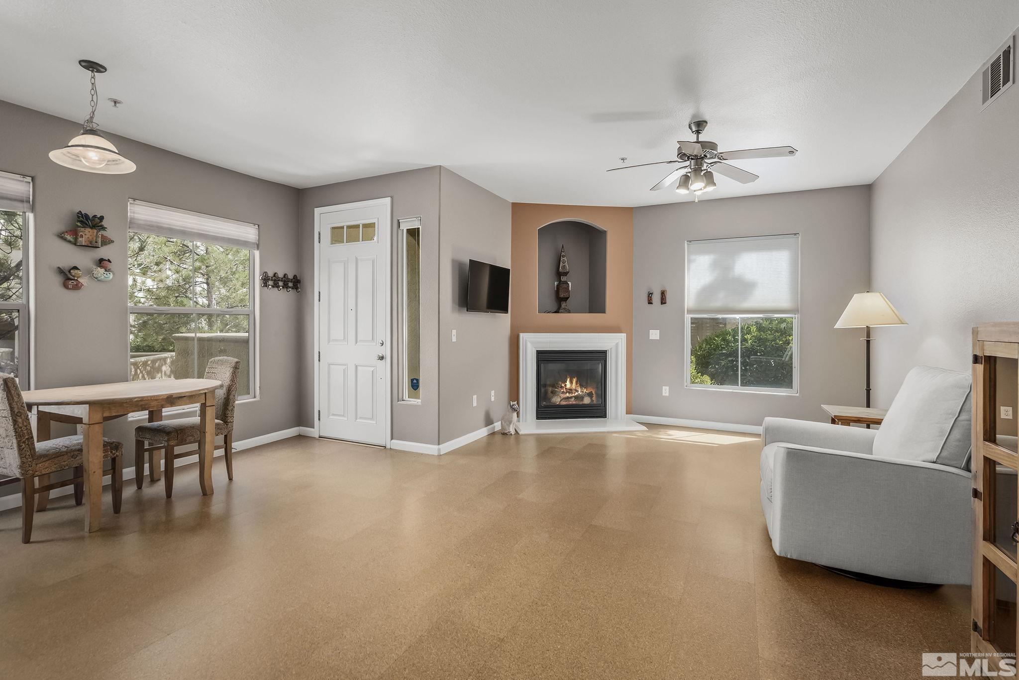 Photo #6: 240010355 Listing 