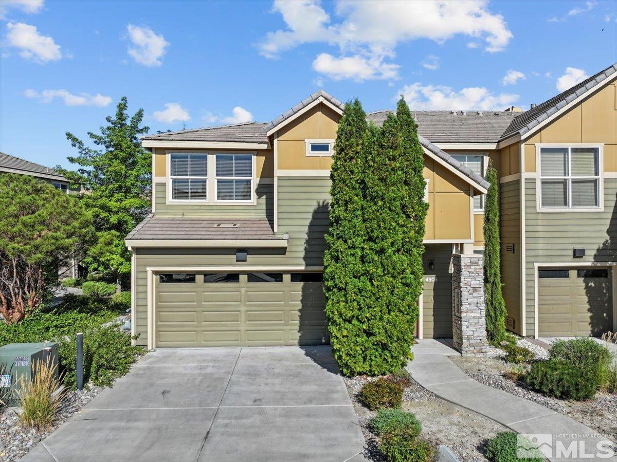 Photo #2: 240010404 Listing 