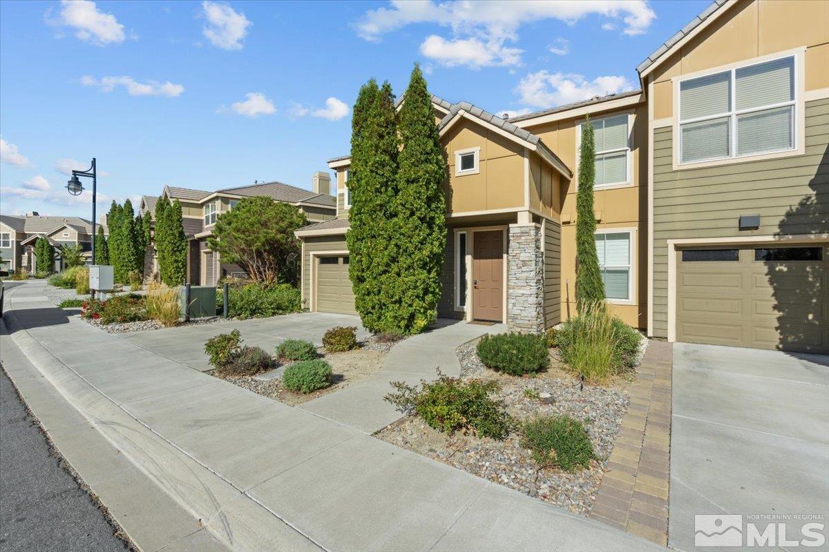 Photo #3: 240010404 Listing 