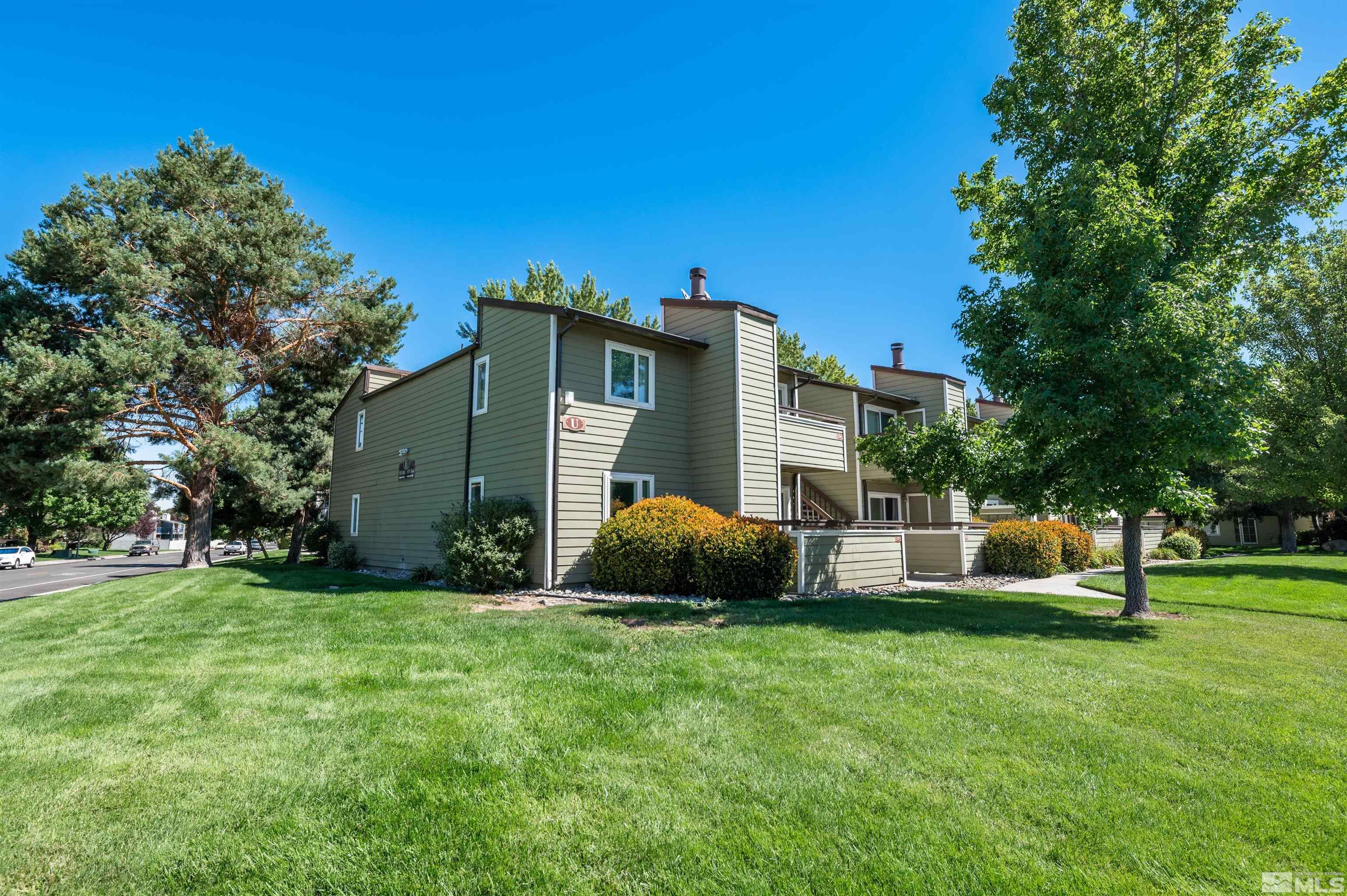 Photo #2: 240010411 Listing 