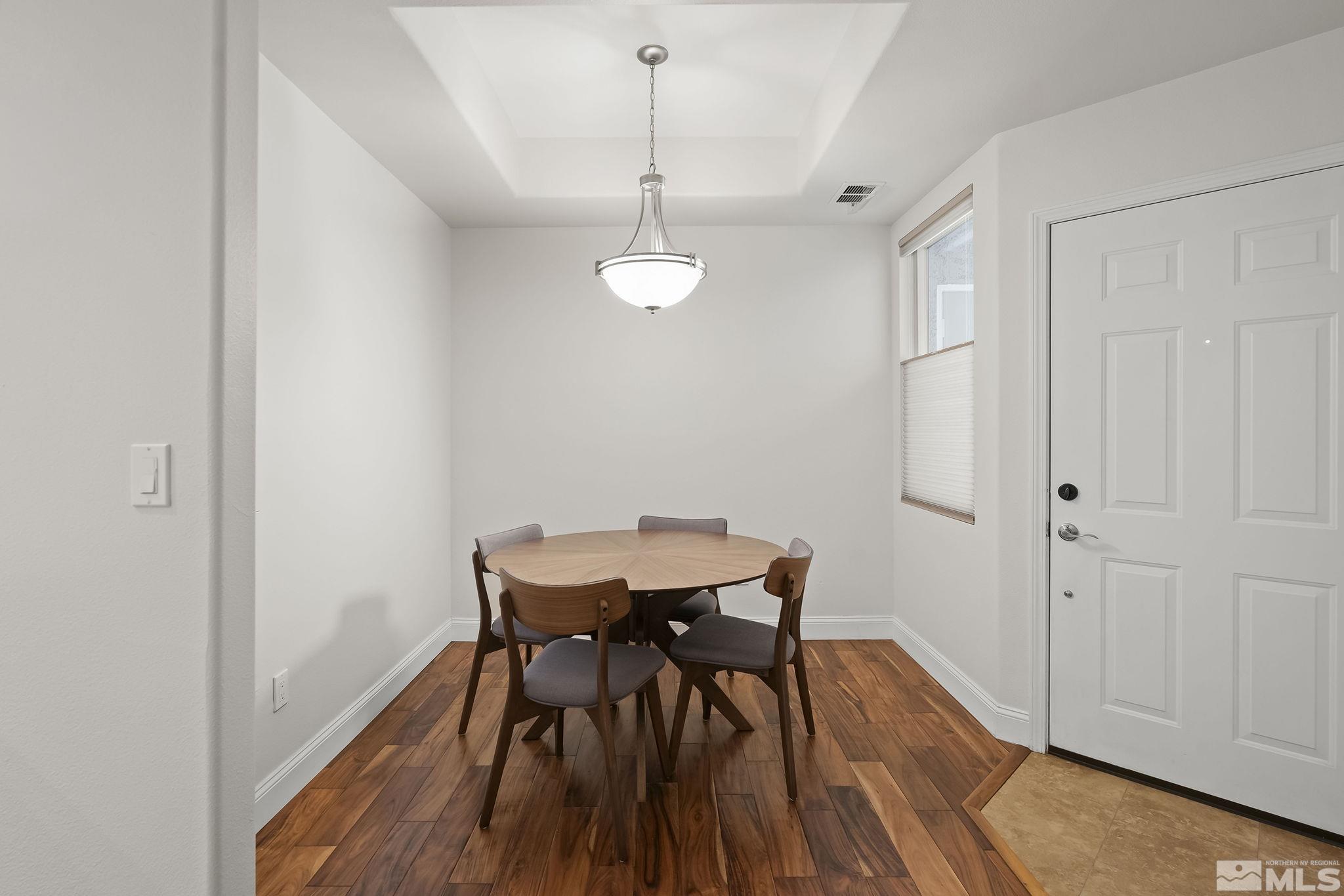 Photo #5: 240010510 Listing 