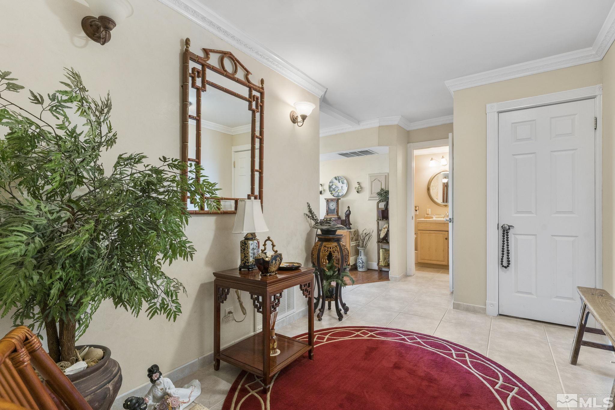 Photo #5: 240010514 Listing 