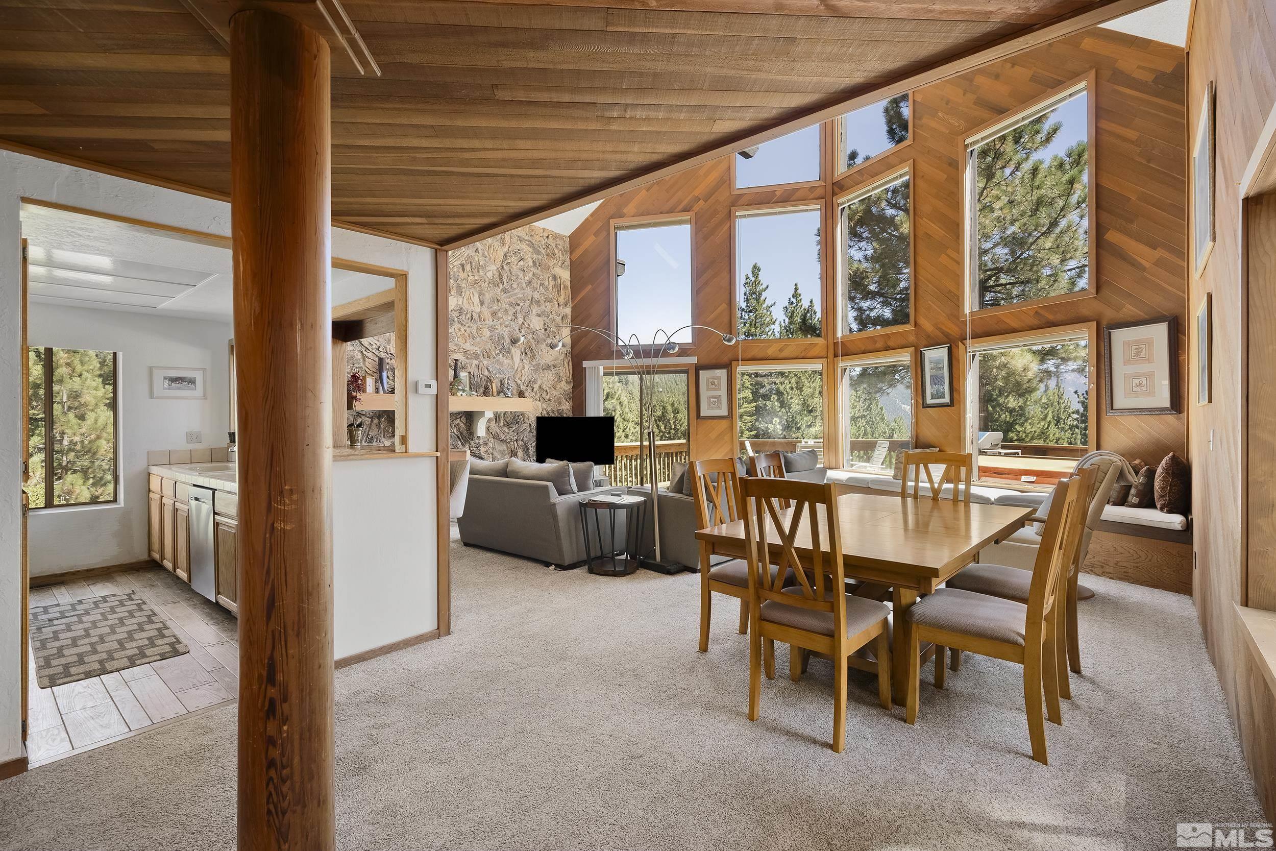 Photo #4: 240010553 Listing 
