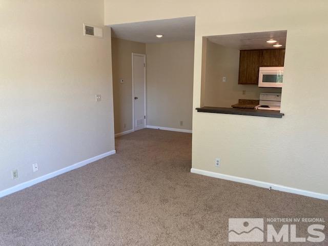 Photo #6: 240010563 Listing 