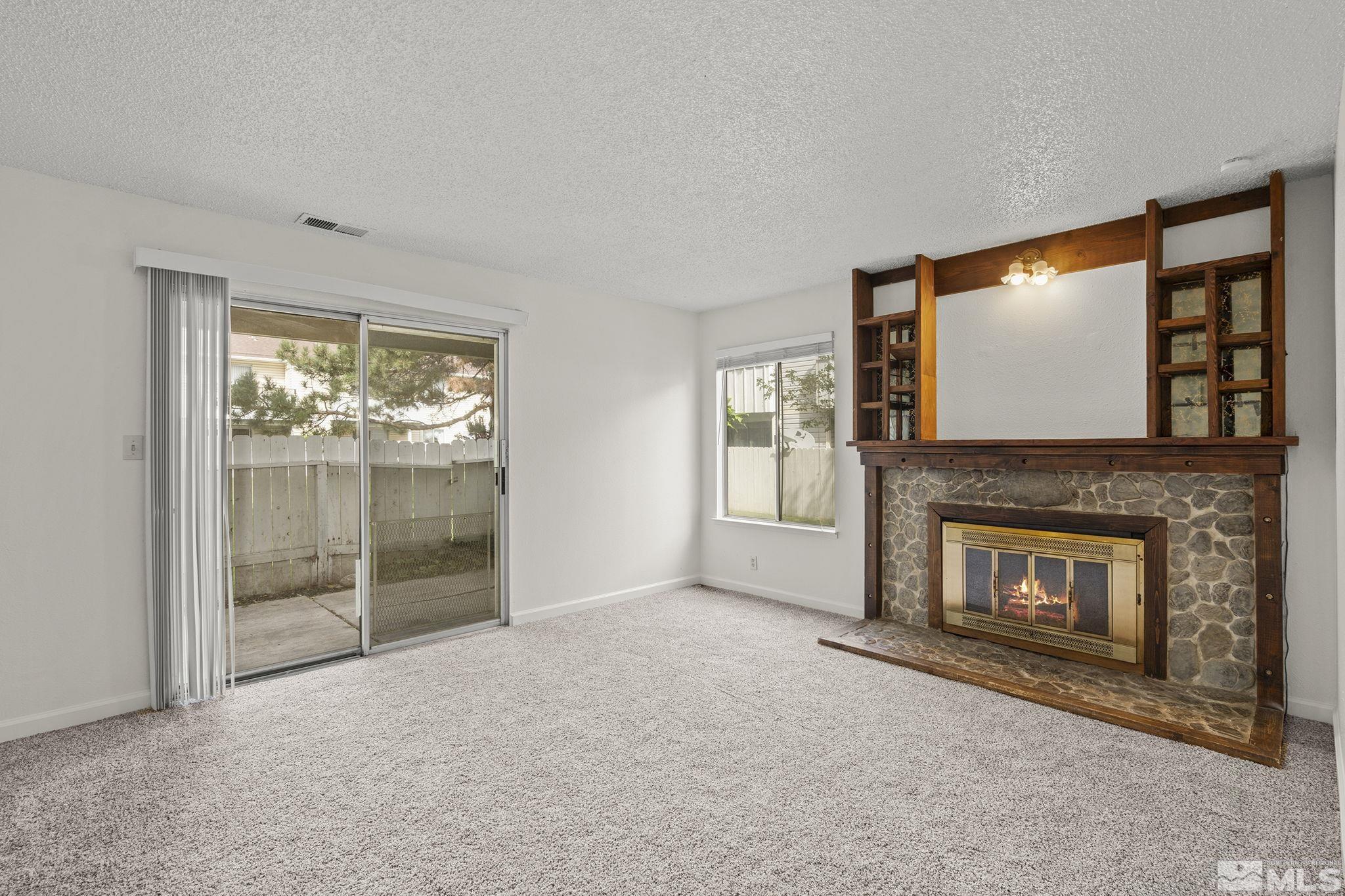 Photo #5: 240010725 Listing 