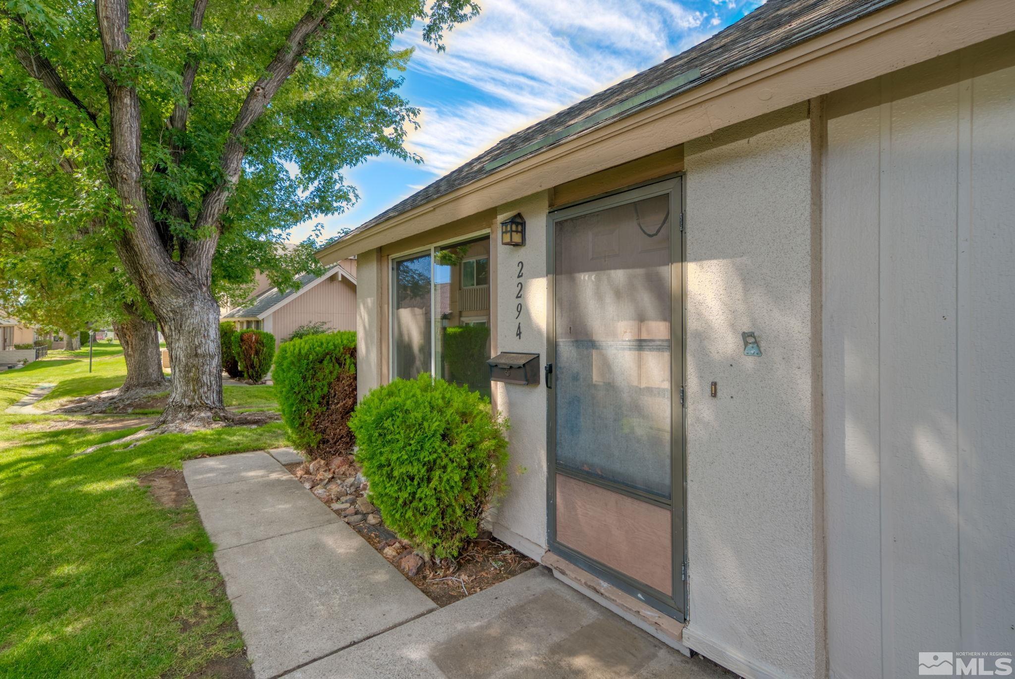 Photo #2: 240010826 Listing 
