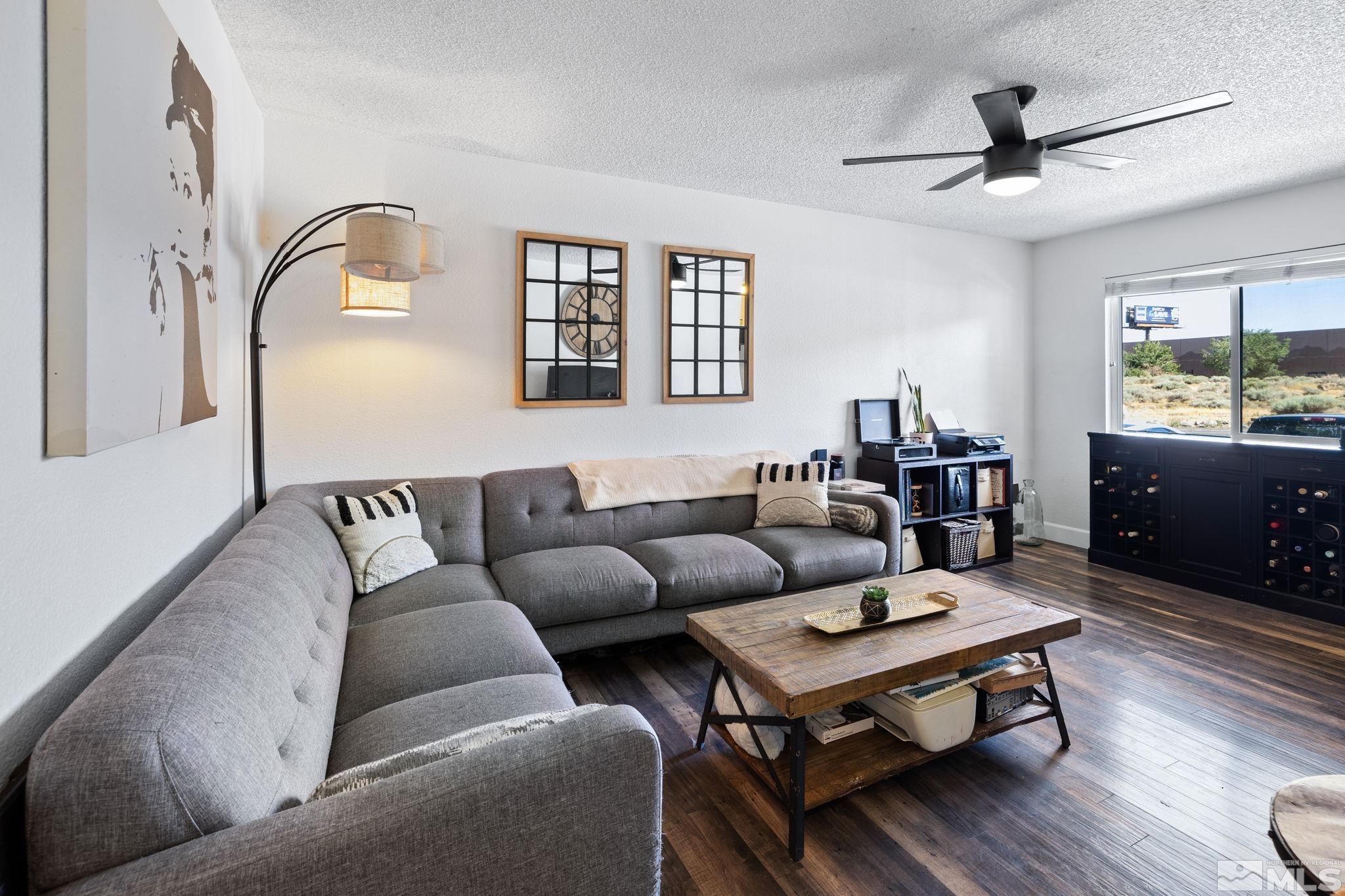 Photo #6: 240010837 Listing 
