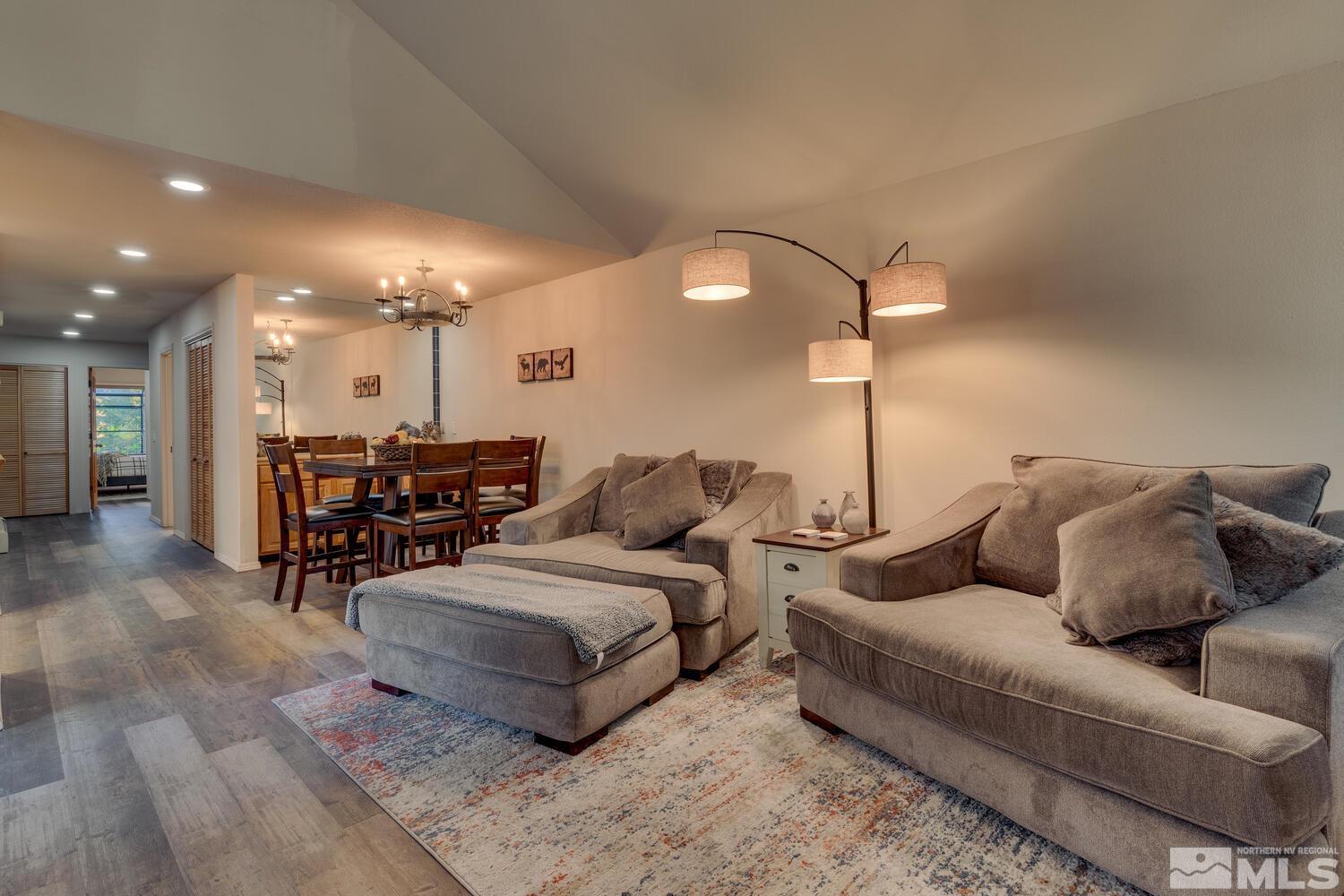 Photo #5: 240010849 Listing: Photo #5