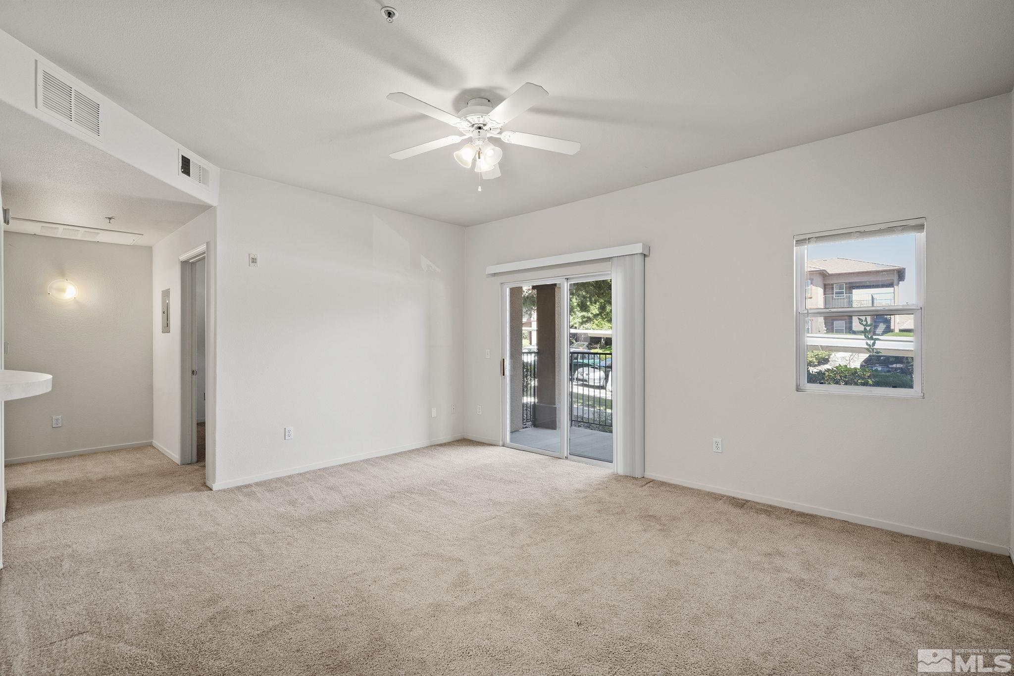 Photo #6: 240010896 Listing 