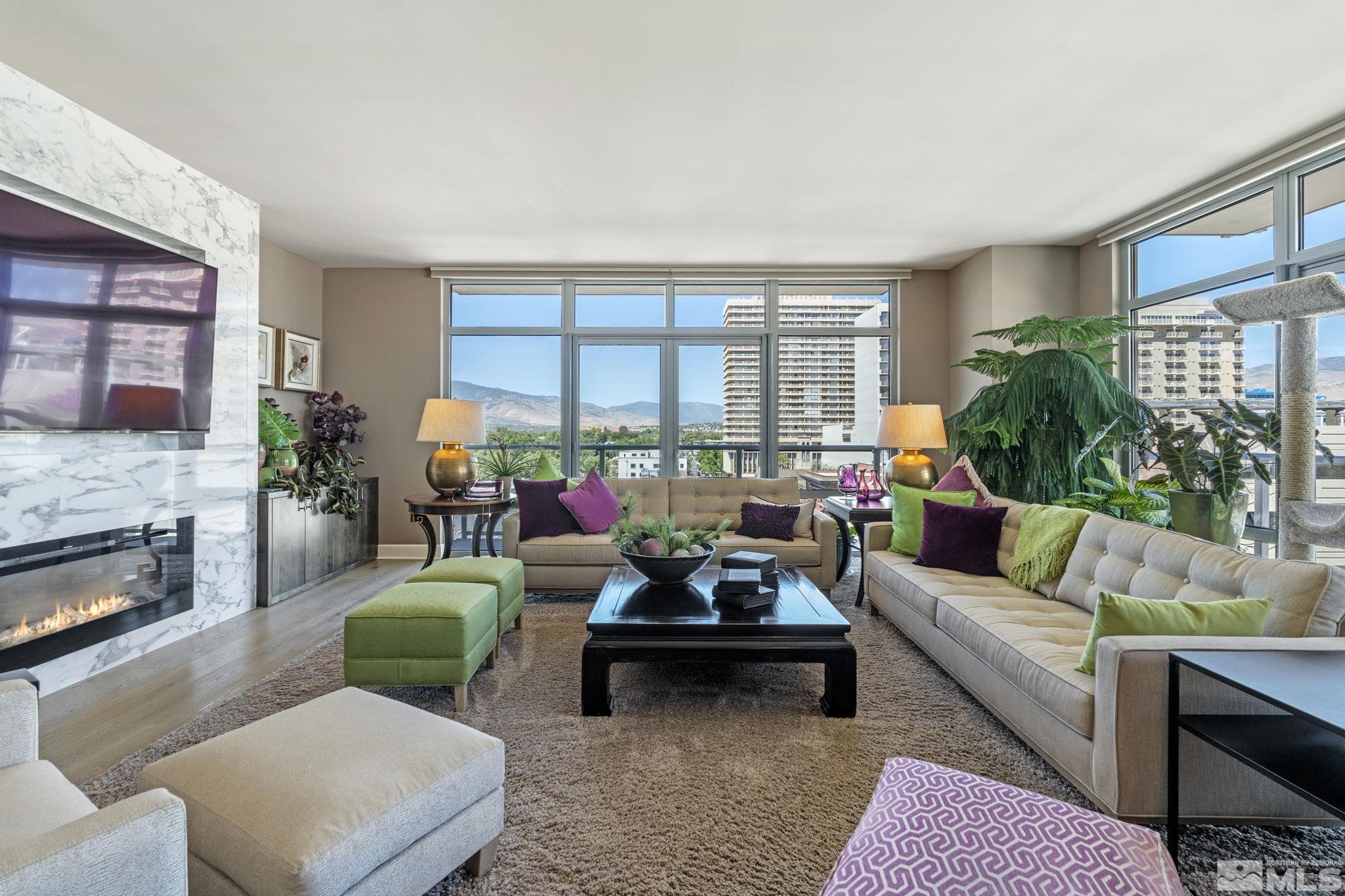Photo #2: 240011185 Listing 