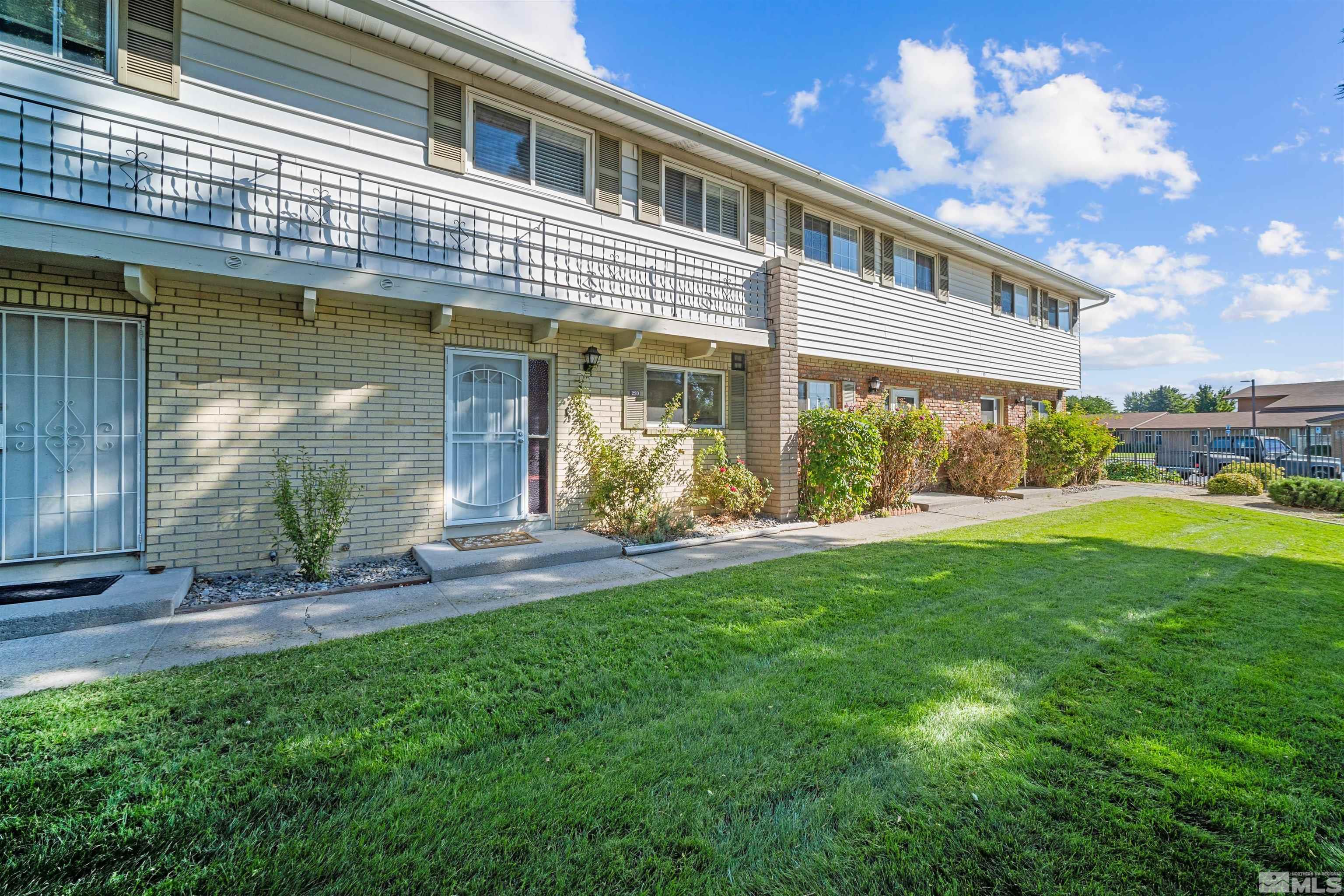 Photo #3: 240011318 Listing 