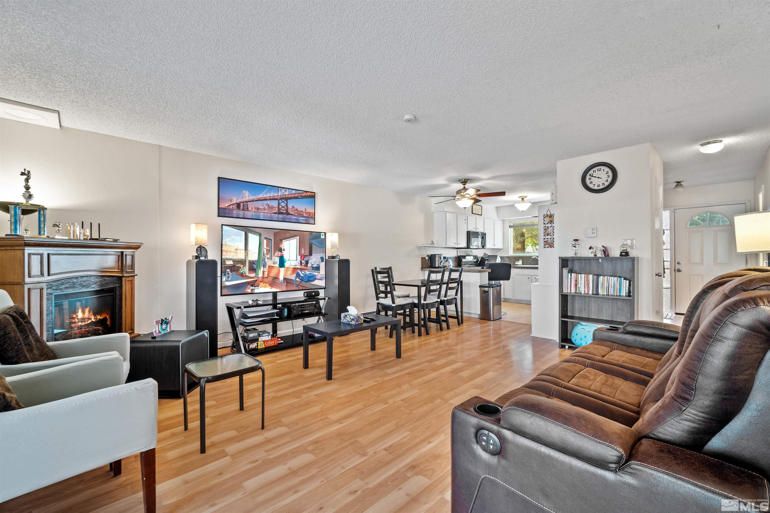 Photo #5: 240011318 Listing 