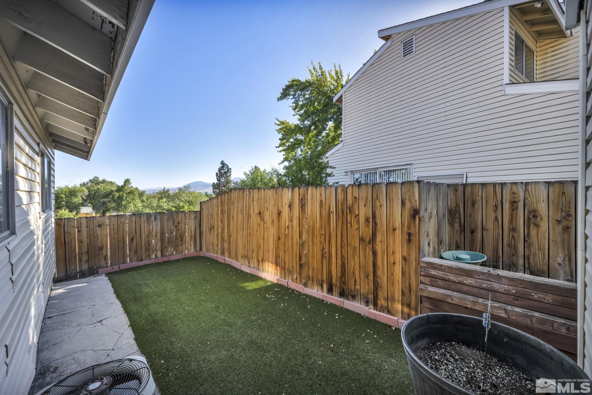 Photo #4: 240011747 Listing 