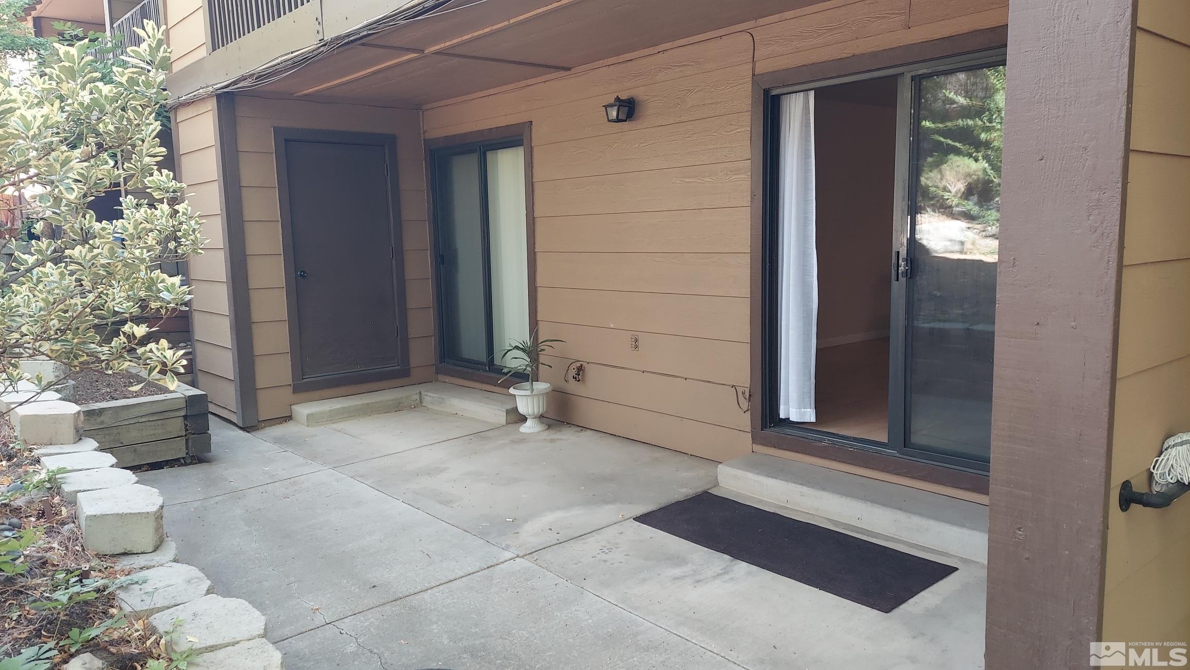 Photo #4: 240011812 Listing 