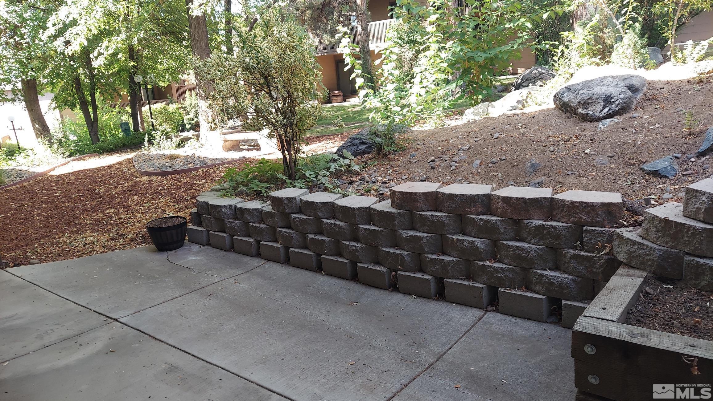 Photo #5: 240011812 Listing 