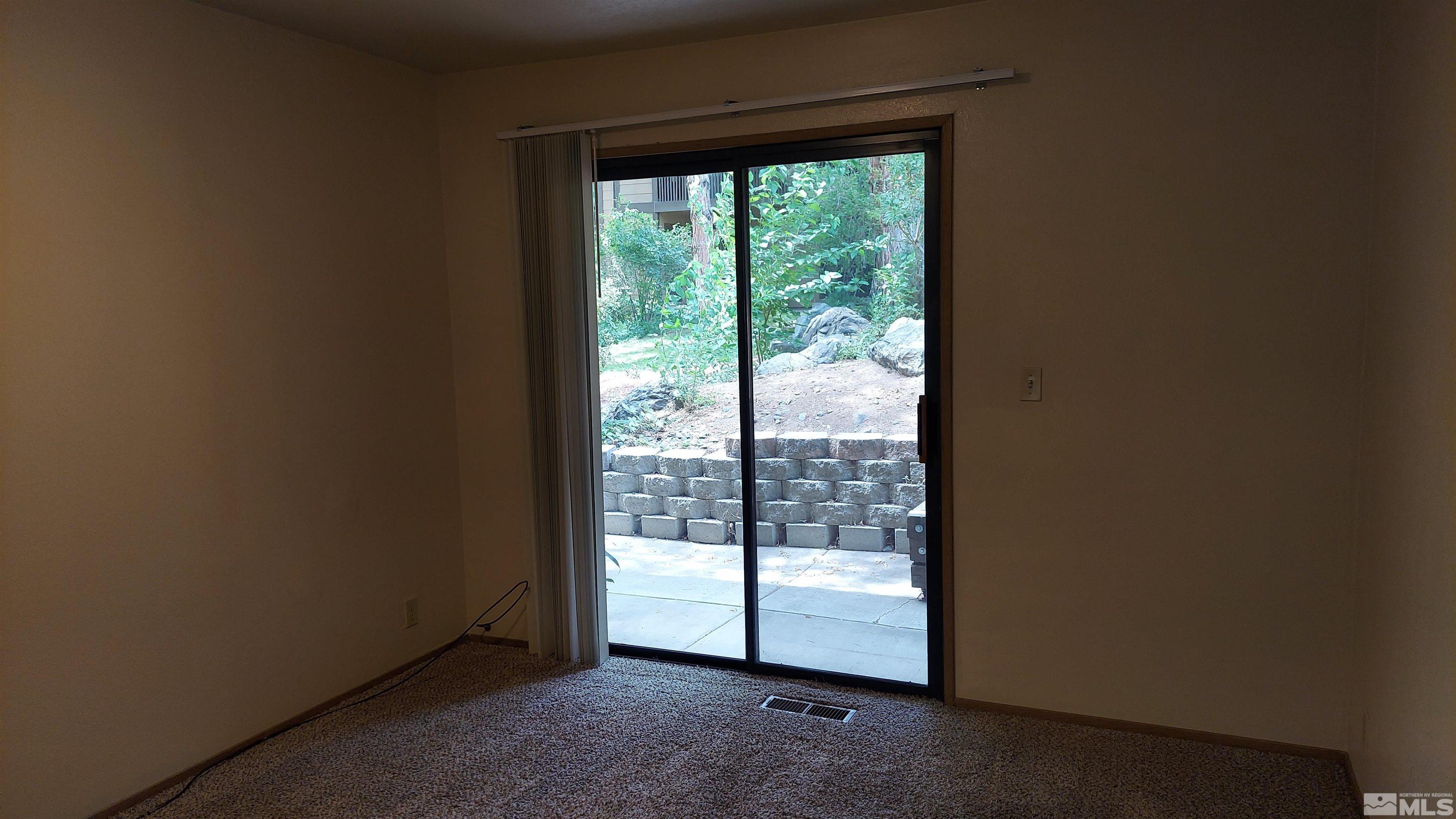Photo #6: 240011812 Listing 