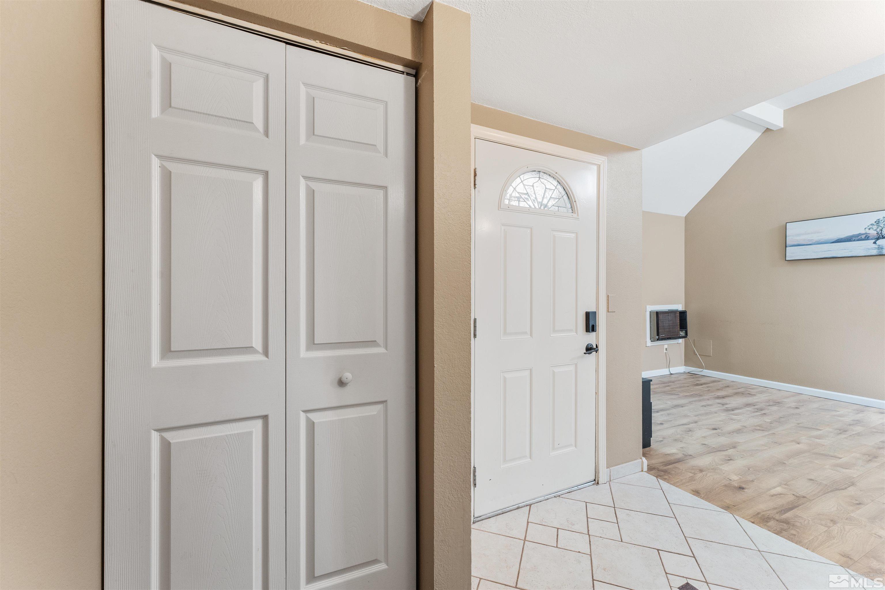 Photo #5: 240011821 Listing 