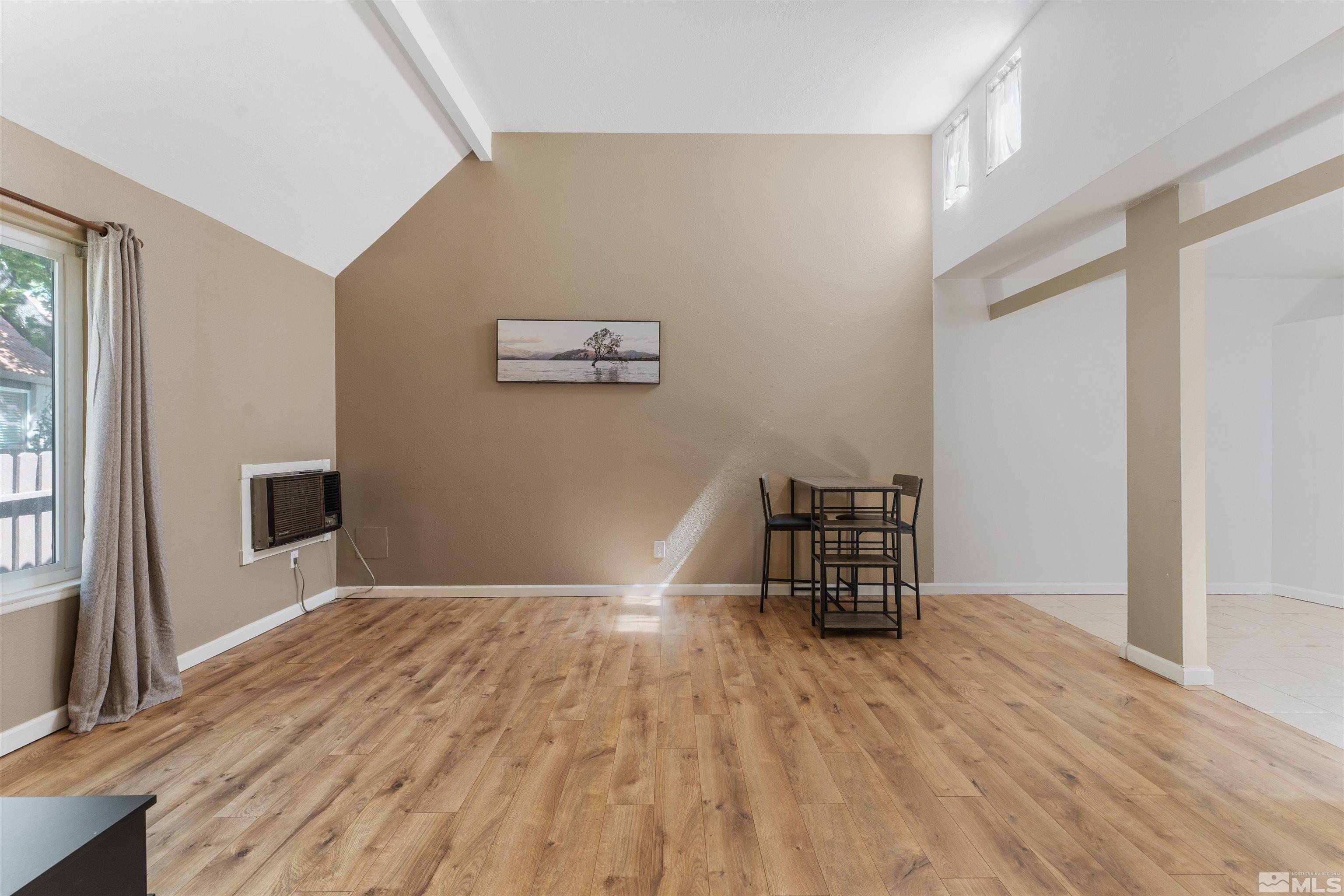 Photo #6: 240011821 Listing 