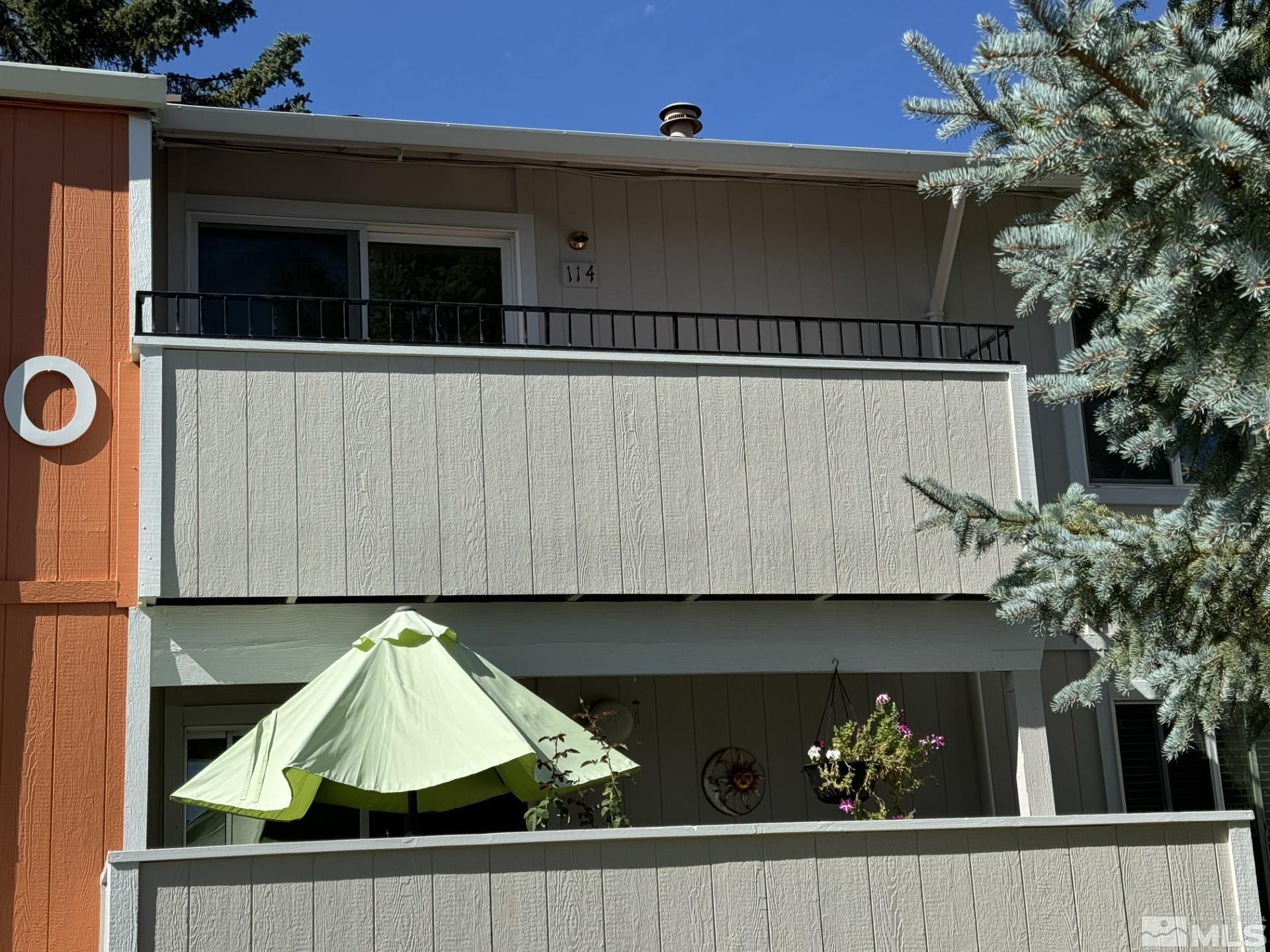 Photo #2: 240011839 Listing 