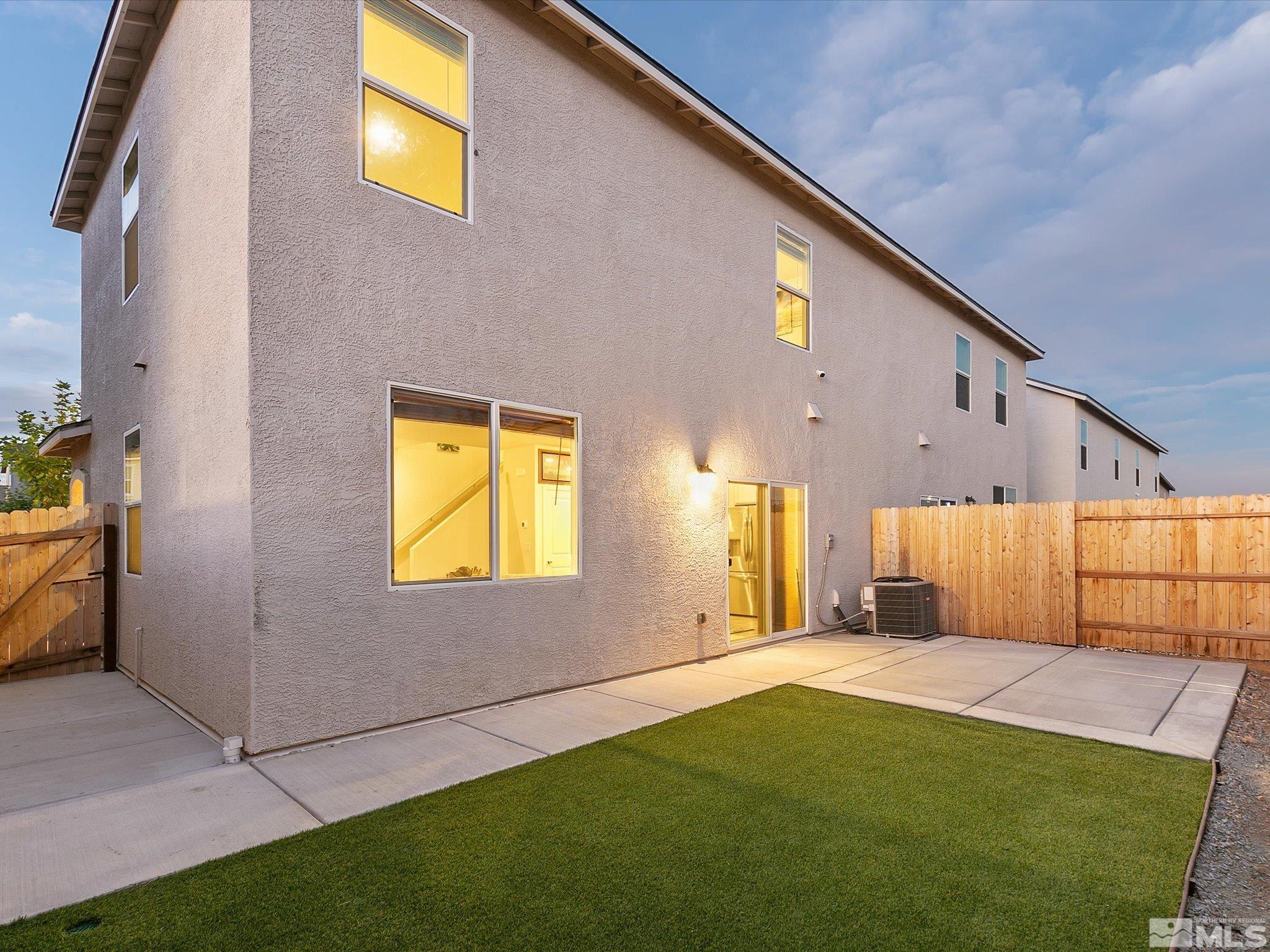 Photo #3: 240011851 Listing 