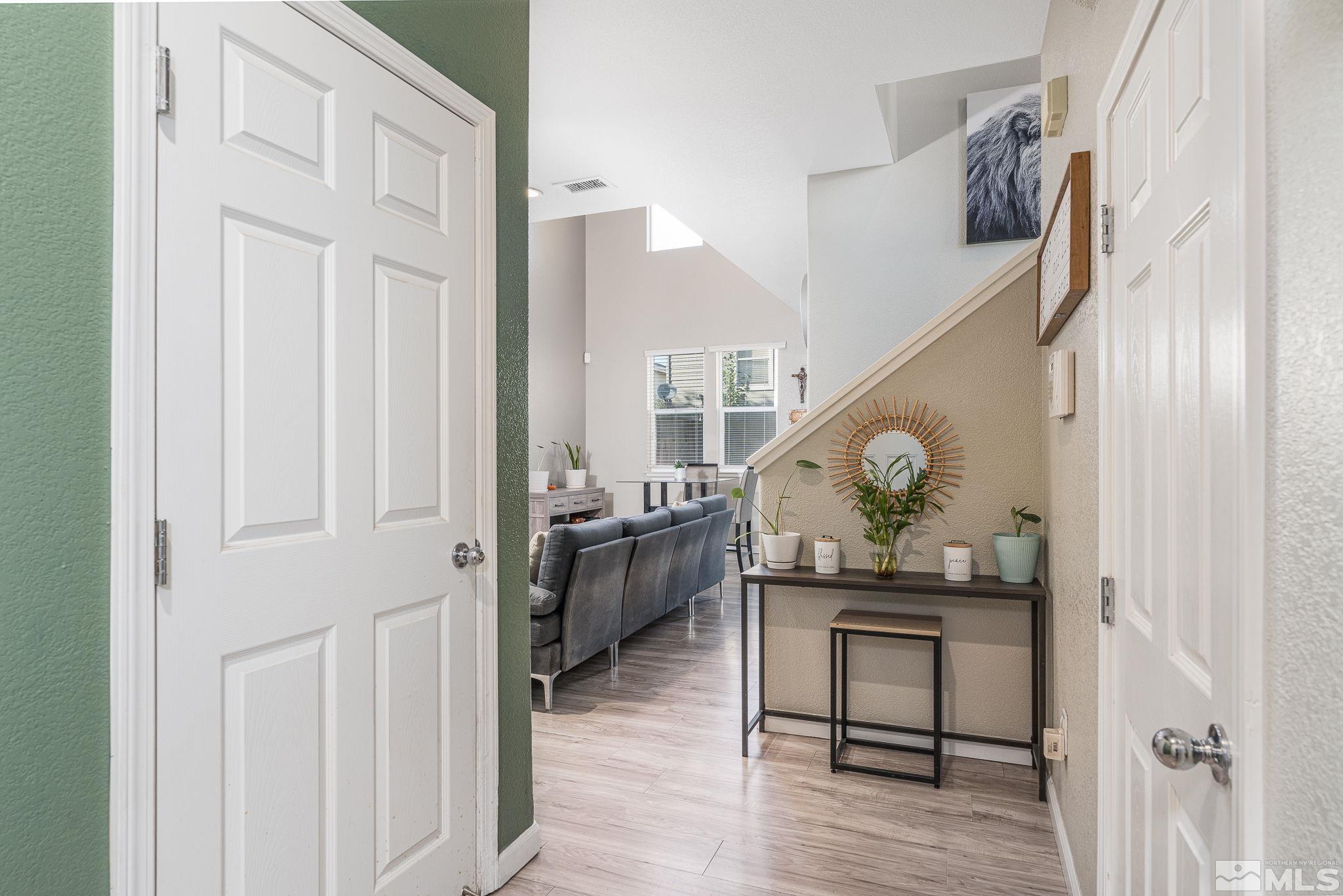 Photo #5: 240011881 Listing 