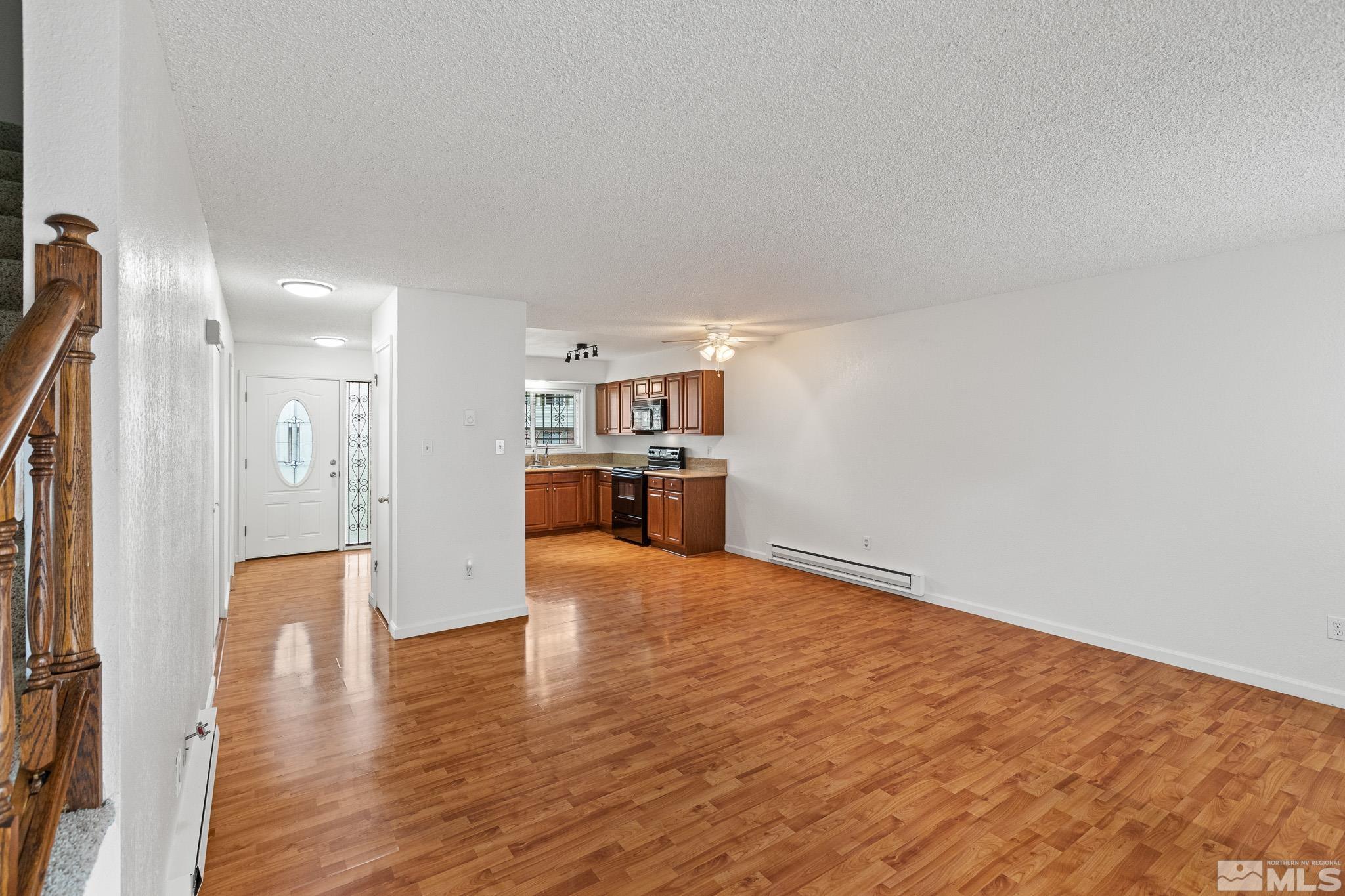 Photo #6: 240012001 Listing 