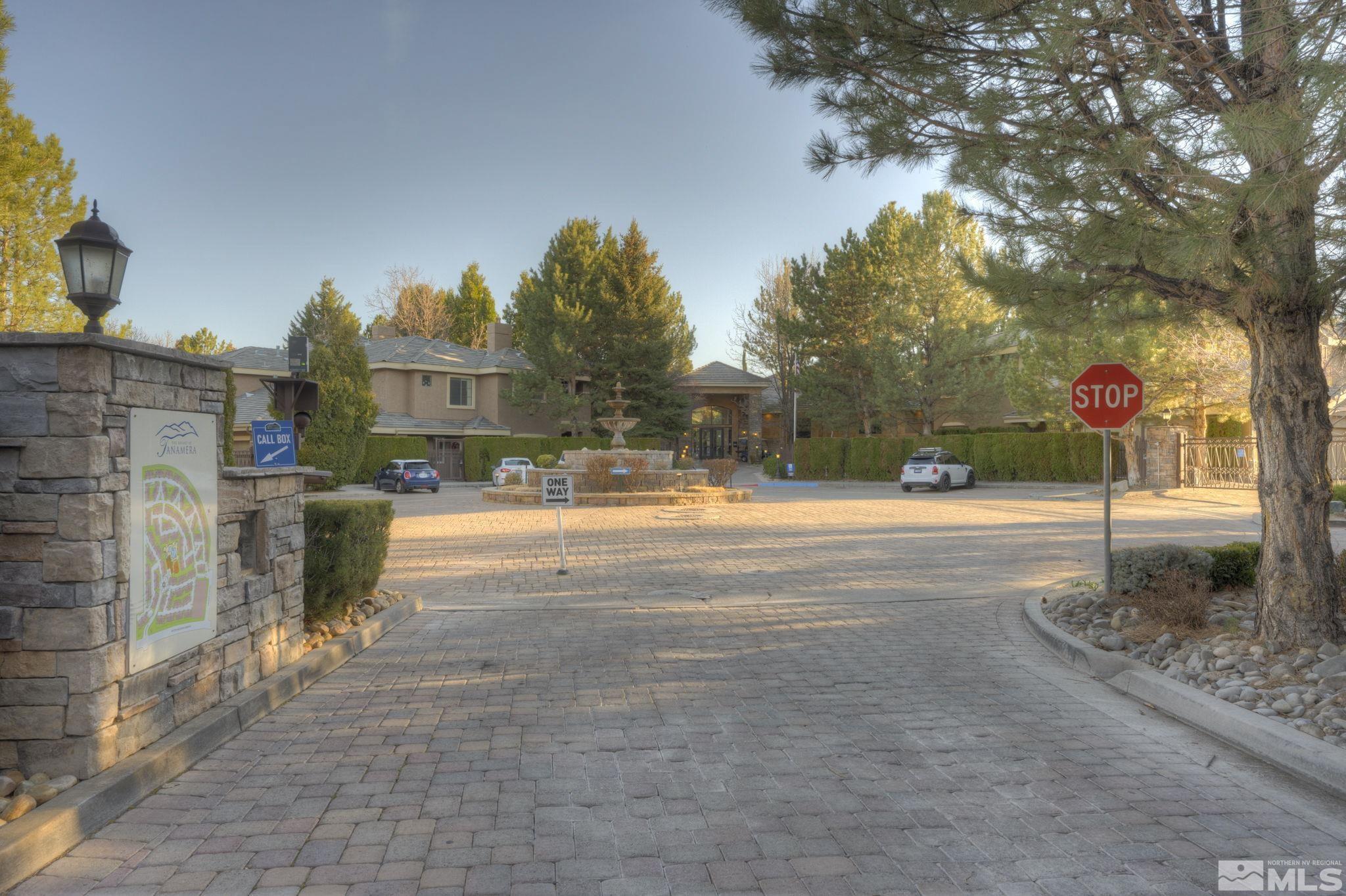 Photo #2: 240012068 Listing 