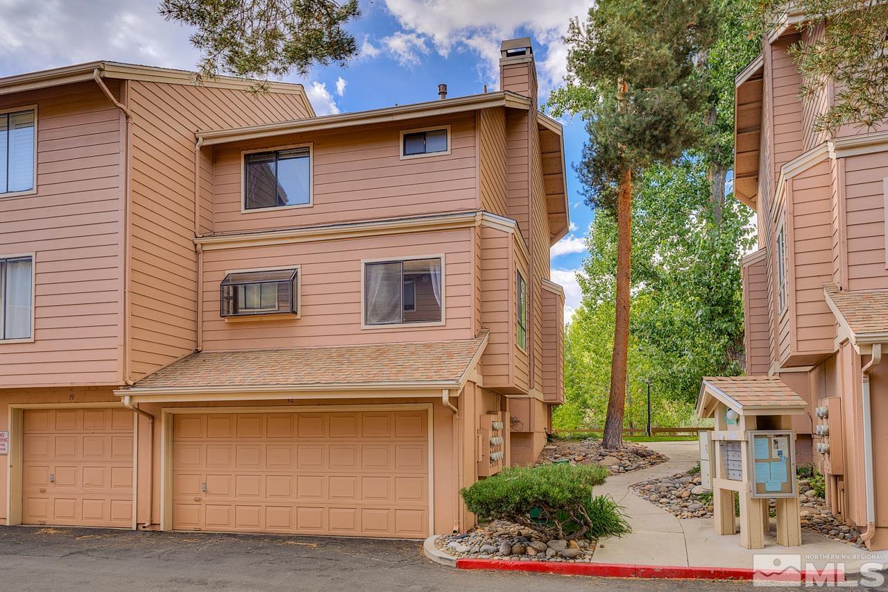 Photo #2: 240012155 Listing 