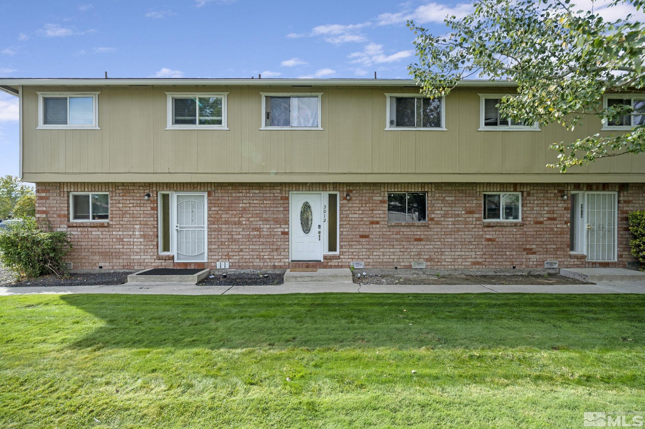 Photo #2: 240012161 Listing 