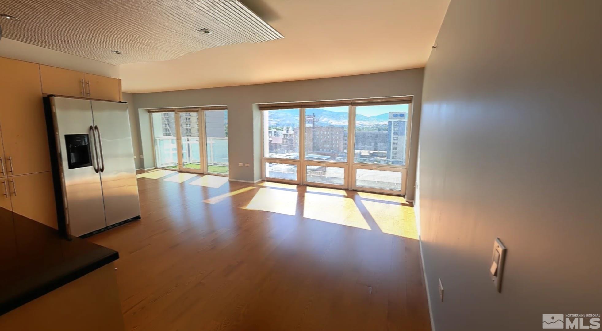 Photo #5: 240012301 Listing 