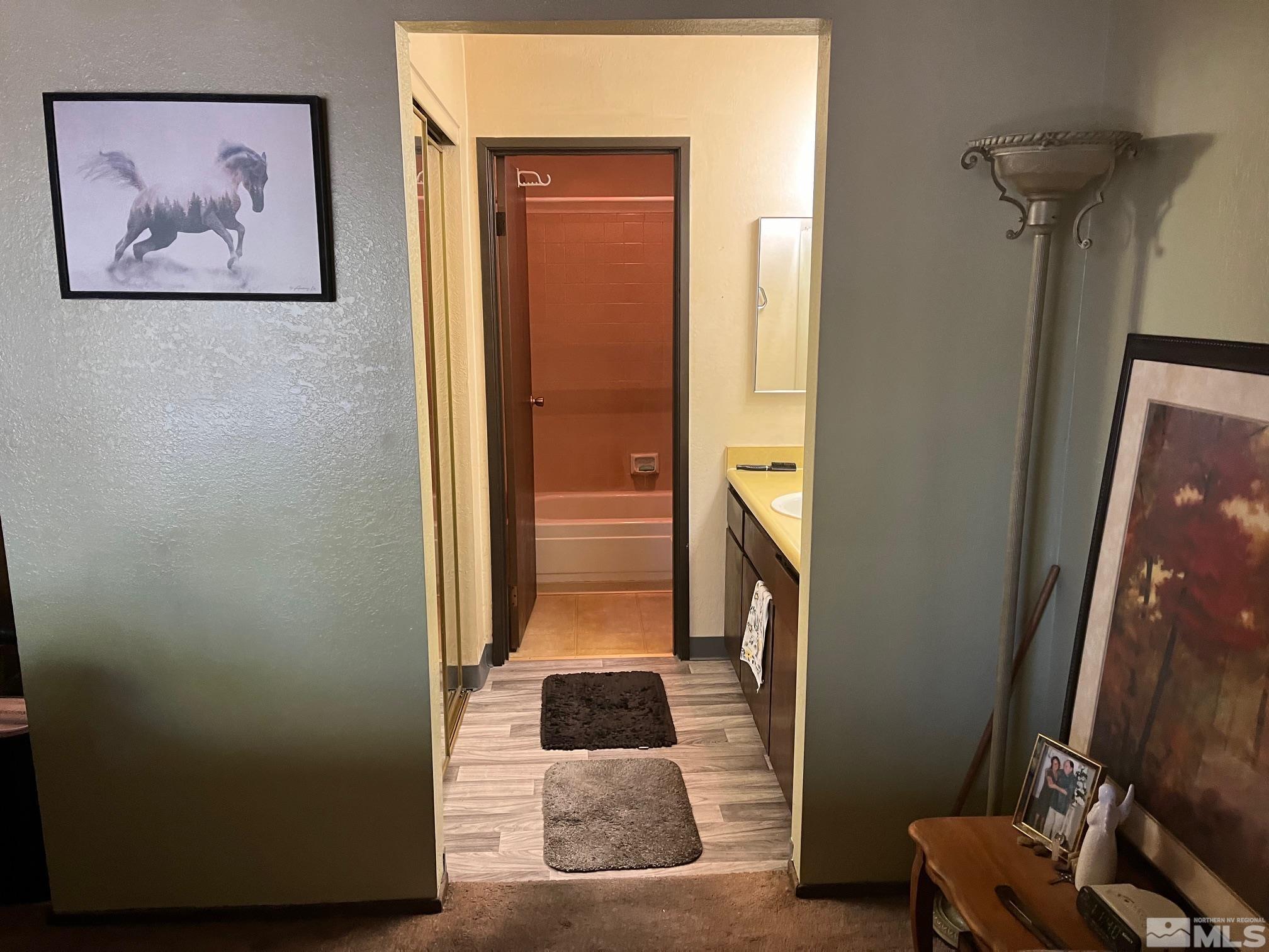 Photo #6: 240012323 Listing 
