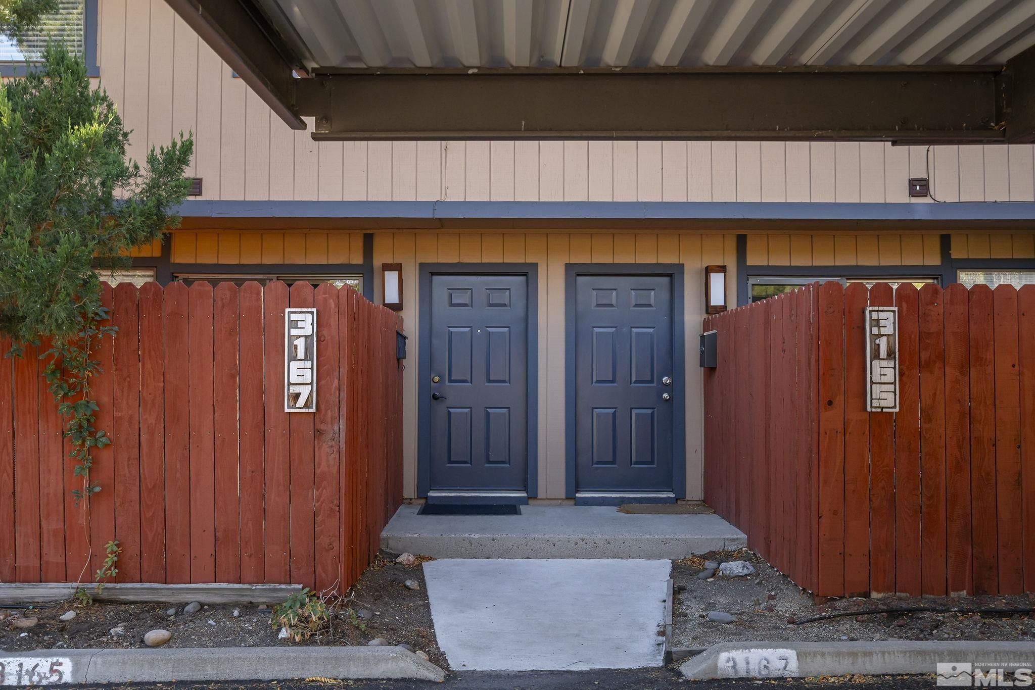 Photo #2: 240012367 Listing 