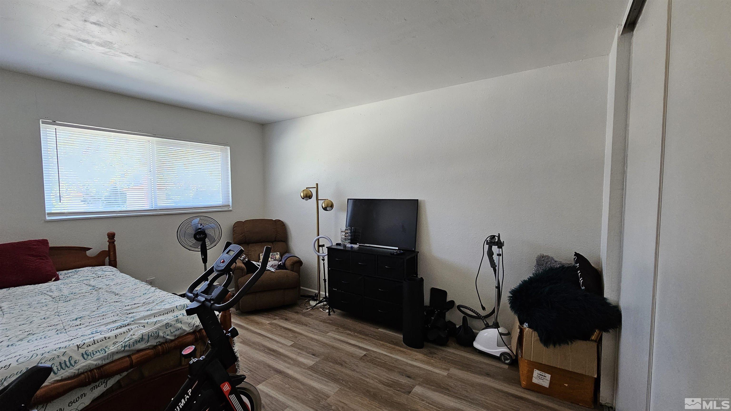 Photo #17: 240012403 Listing: Photo #17