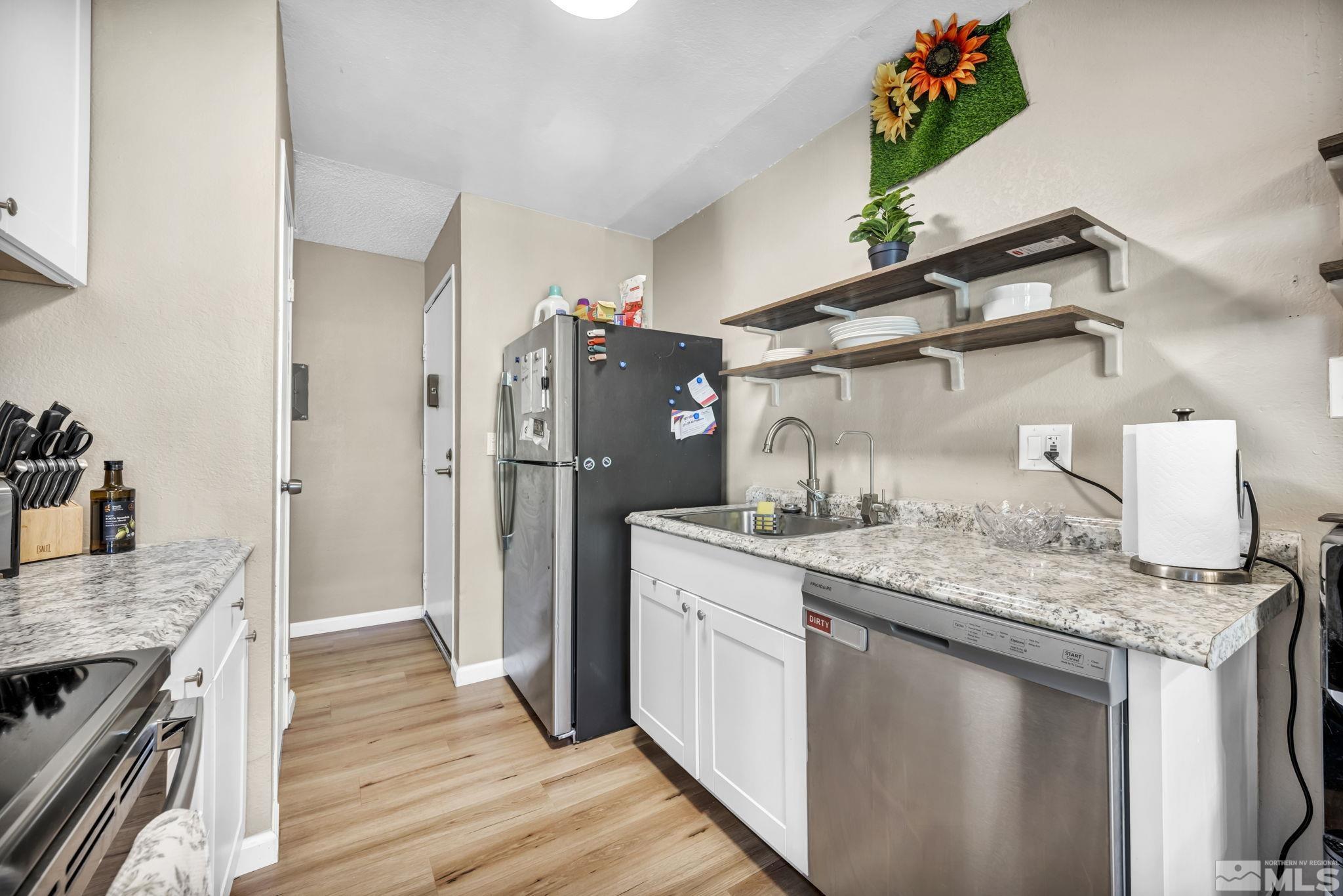 Photo #16: 240012453 Listing: Photo #16