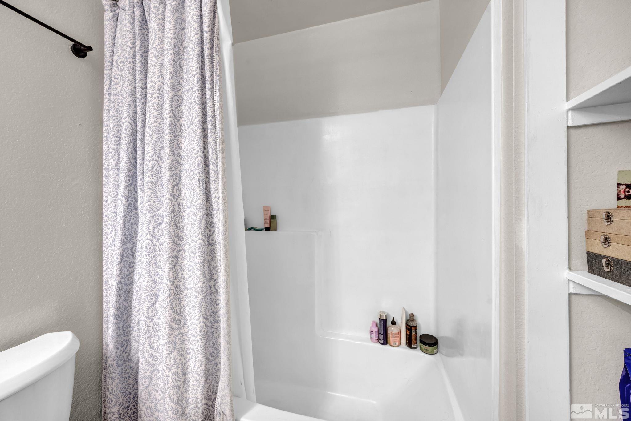 Photo #19: 240012453 Listing: Photo #19