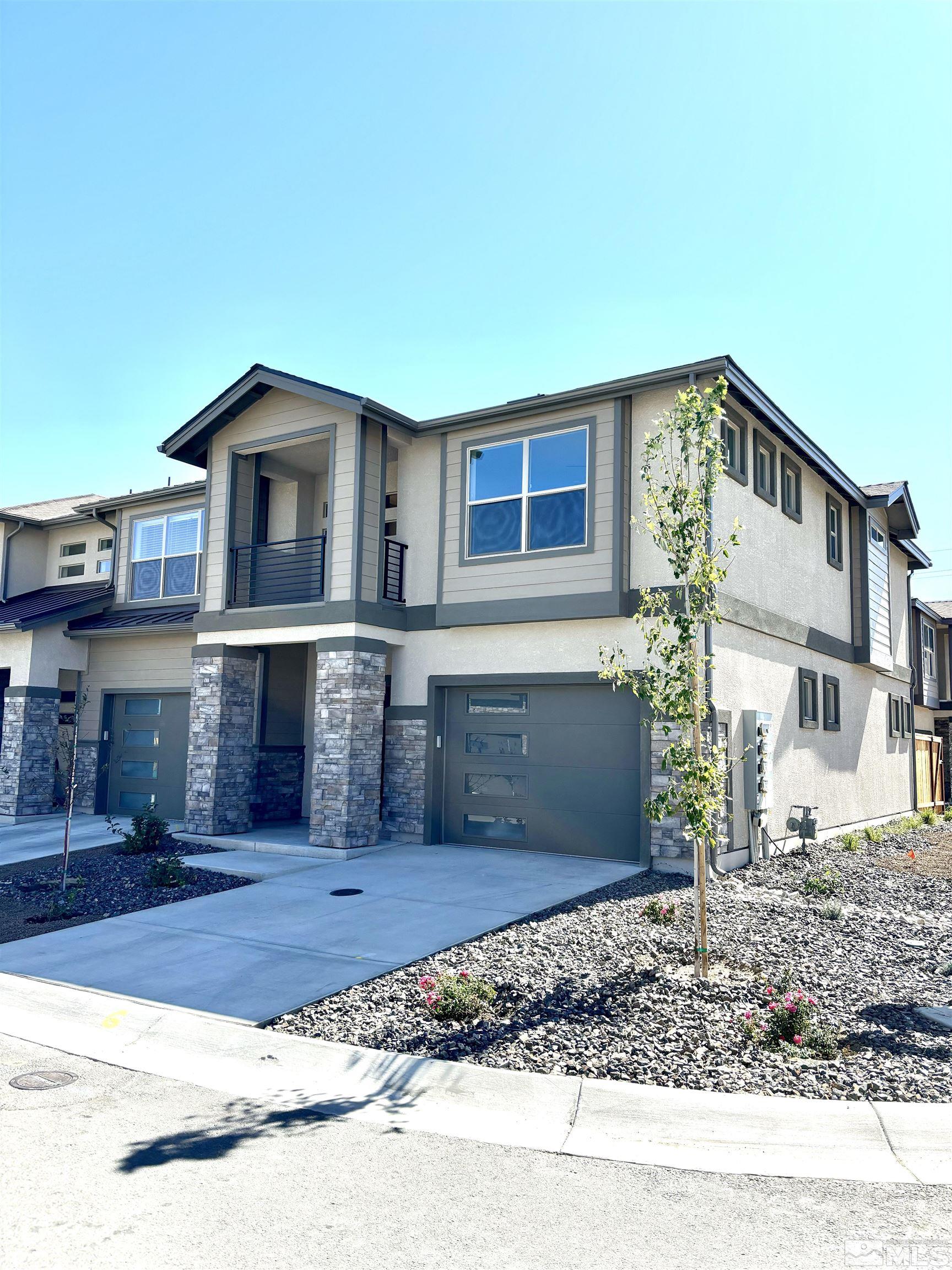 Photo #2: 240012611 Listing 
