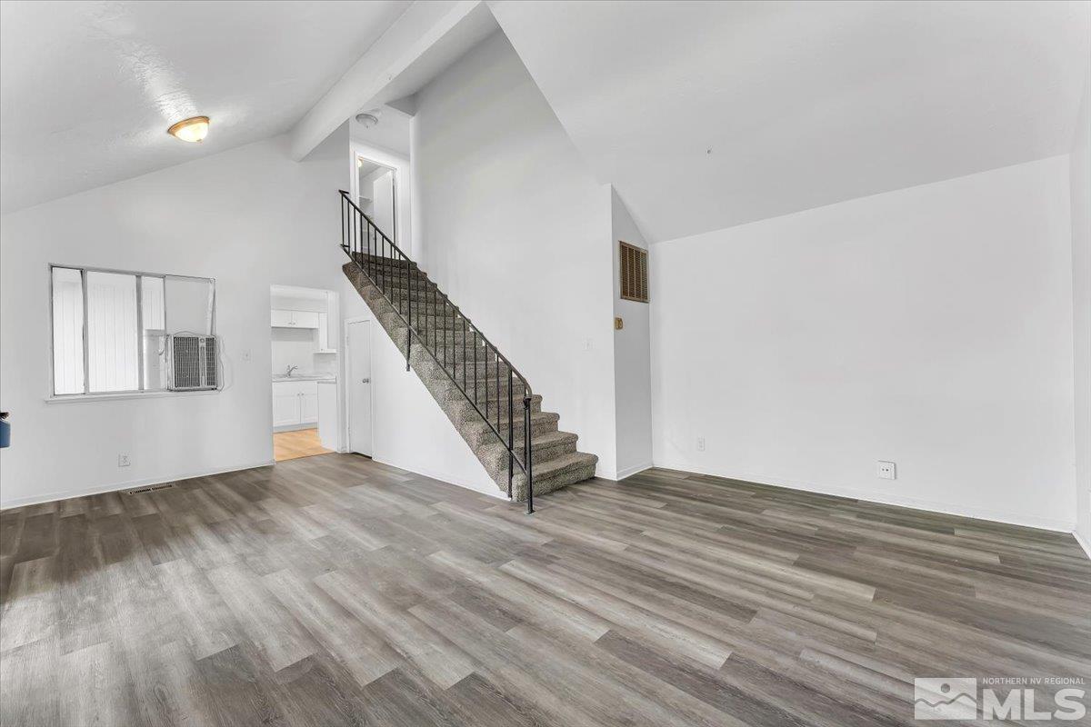 Photo #6: 240012652 Listing 