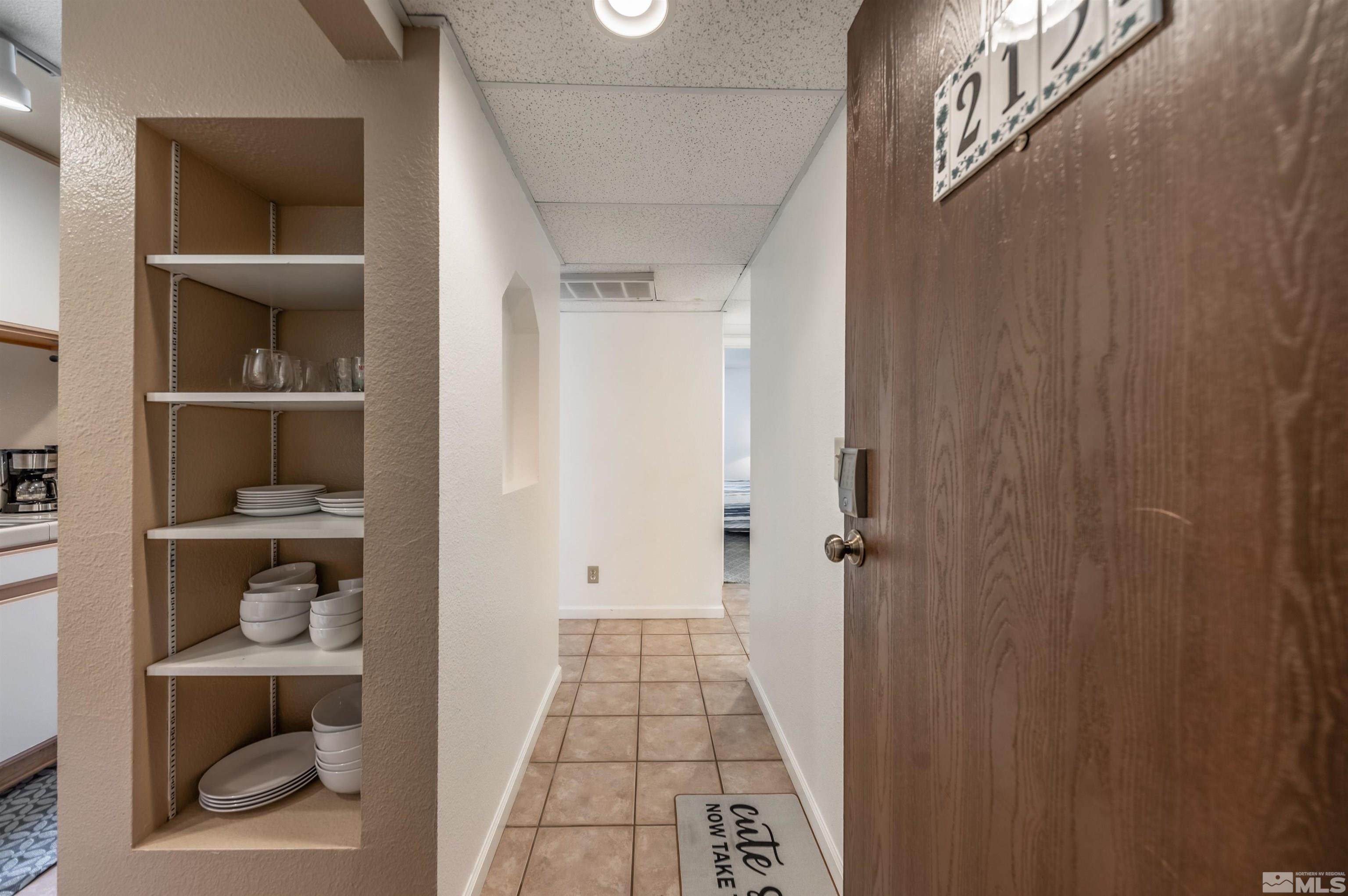 Photo #2: 240012665 Listing 