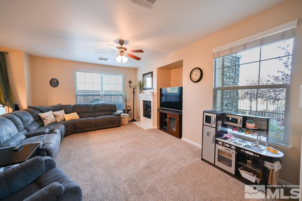 Photo #4: 240012690 Listing 