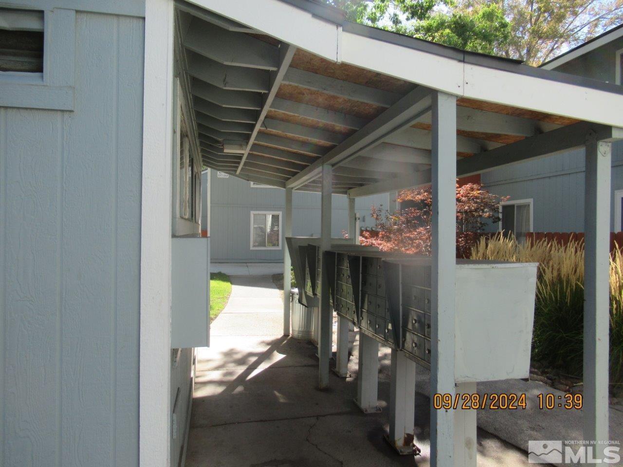Photo #14: 240012760 Listing: Photo #14